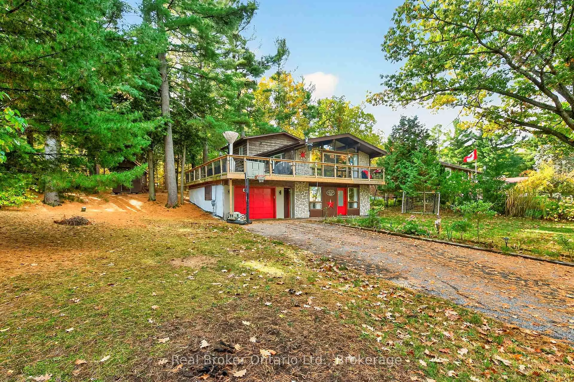 Photo 2 of 1950 Champlain Road, Tiny, Rural Tiny — HOMEH