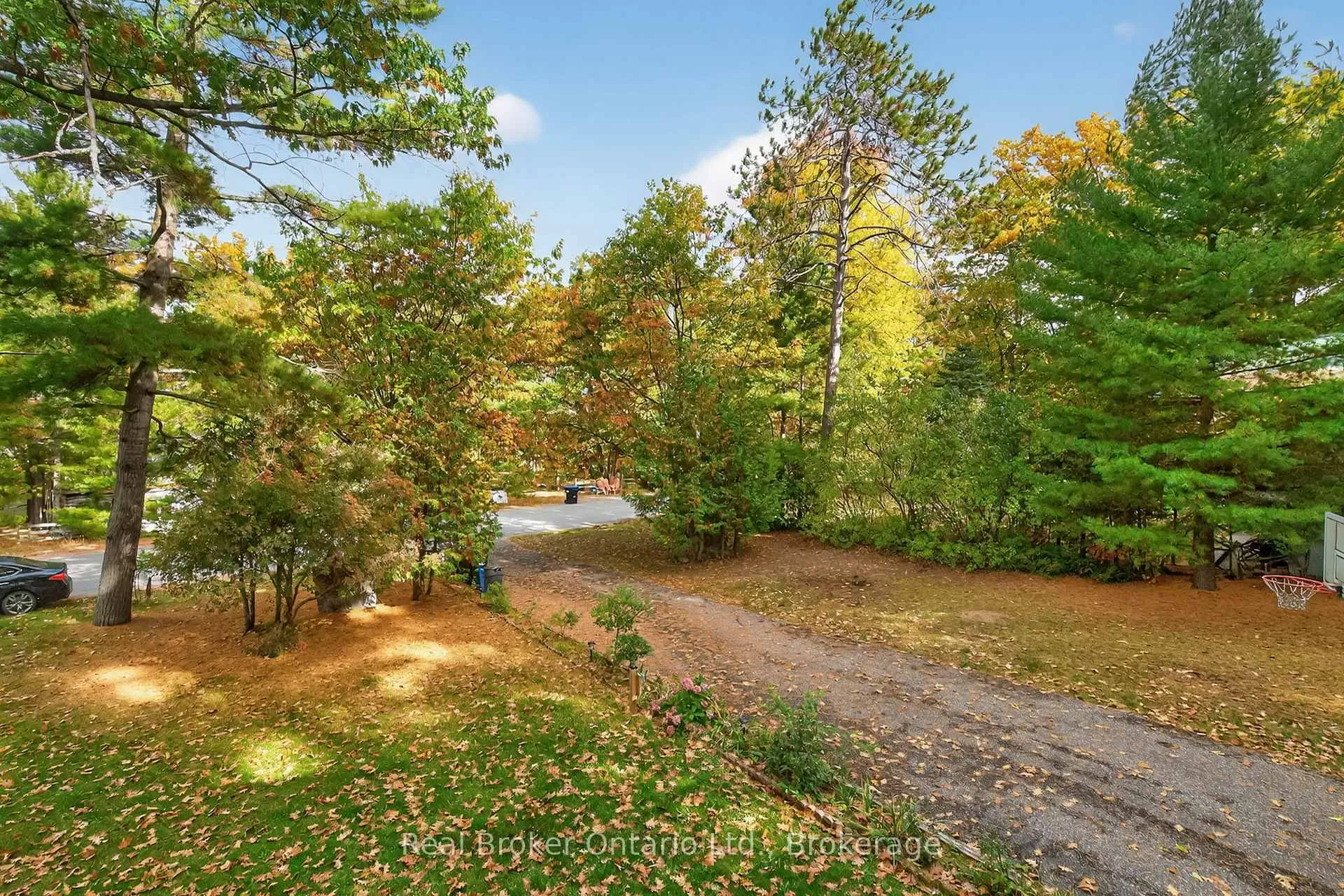Photo 3 of 1950 Champlain Road, Tiny, Rural Tiny — HOMEH