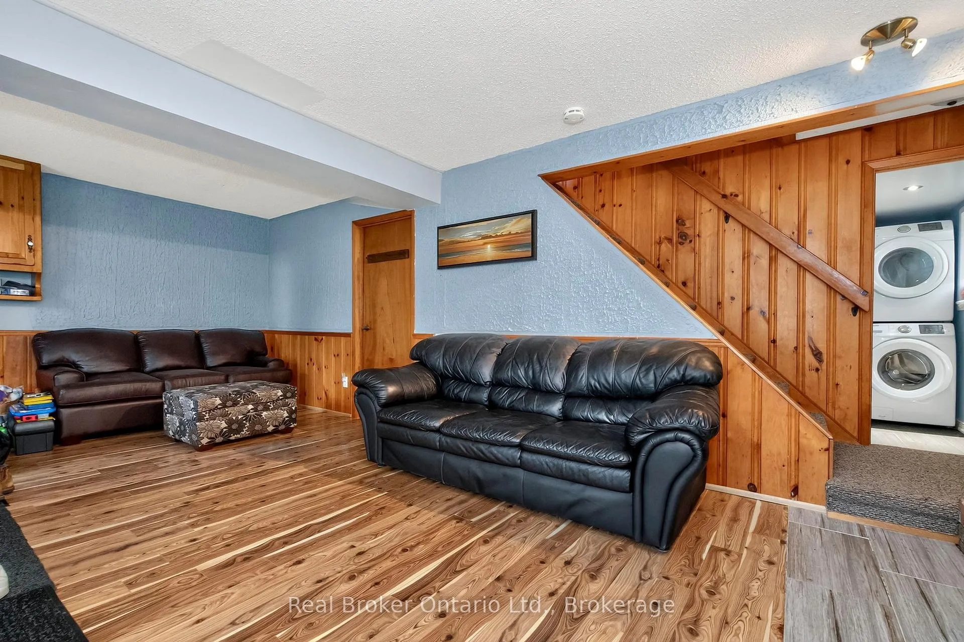 Photo 18 of 1950 Champlain Road, Tiny, Rural Tiny — HOMEH