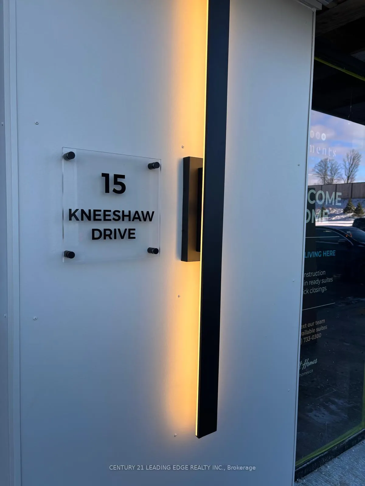Photo 3 of Unit 307, 15 Kneeshaw Drive, Barrie, Rural Barrie Southeast — HOMEH