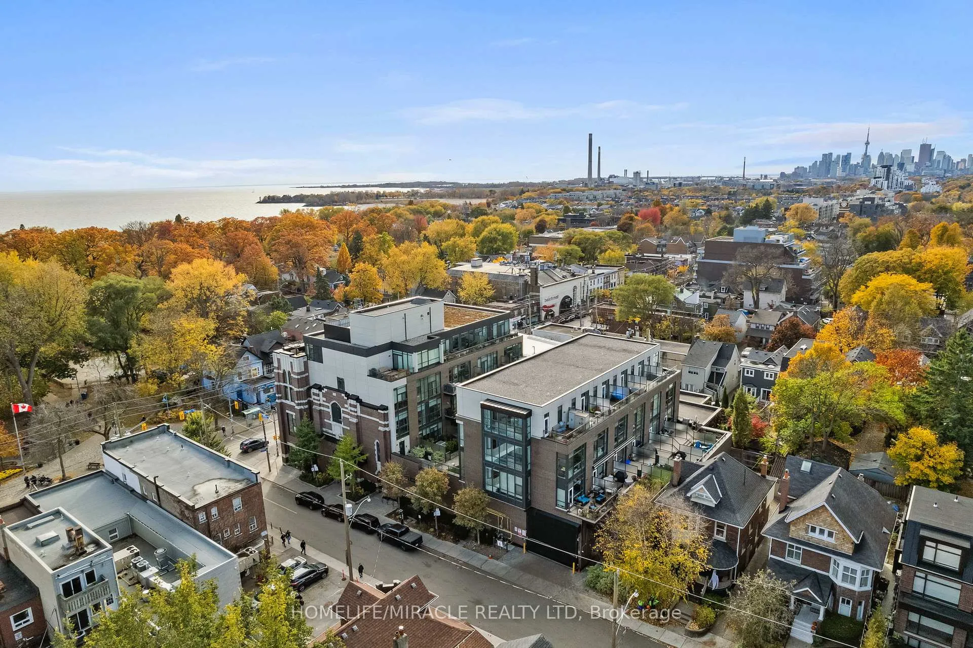 Photo 2 of Unit 306, 2 Bellefair Avenue, Toronto, The Beaches — HOMEH