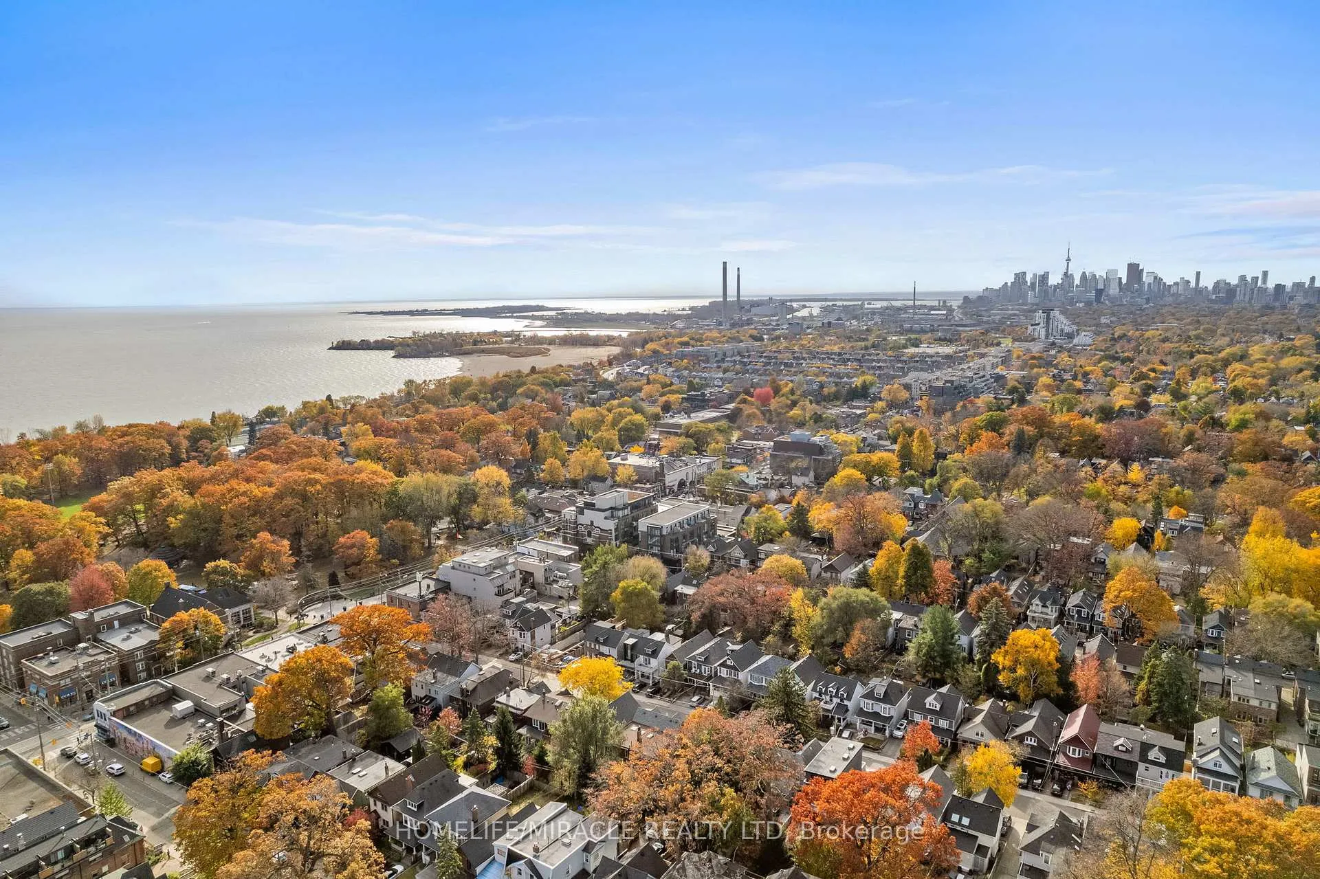 Photo 4 of Unit 306, 2 Bellefair Avenue, Toronto, The Beaches — HOMEH