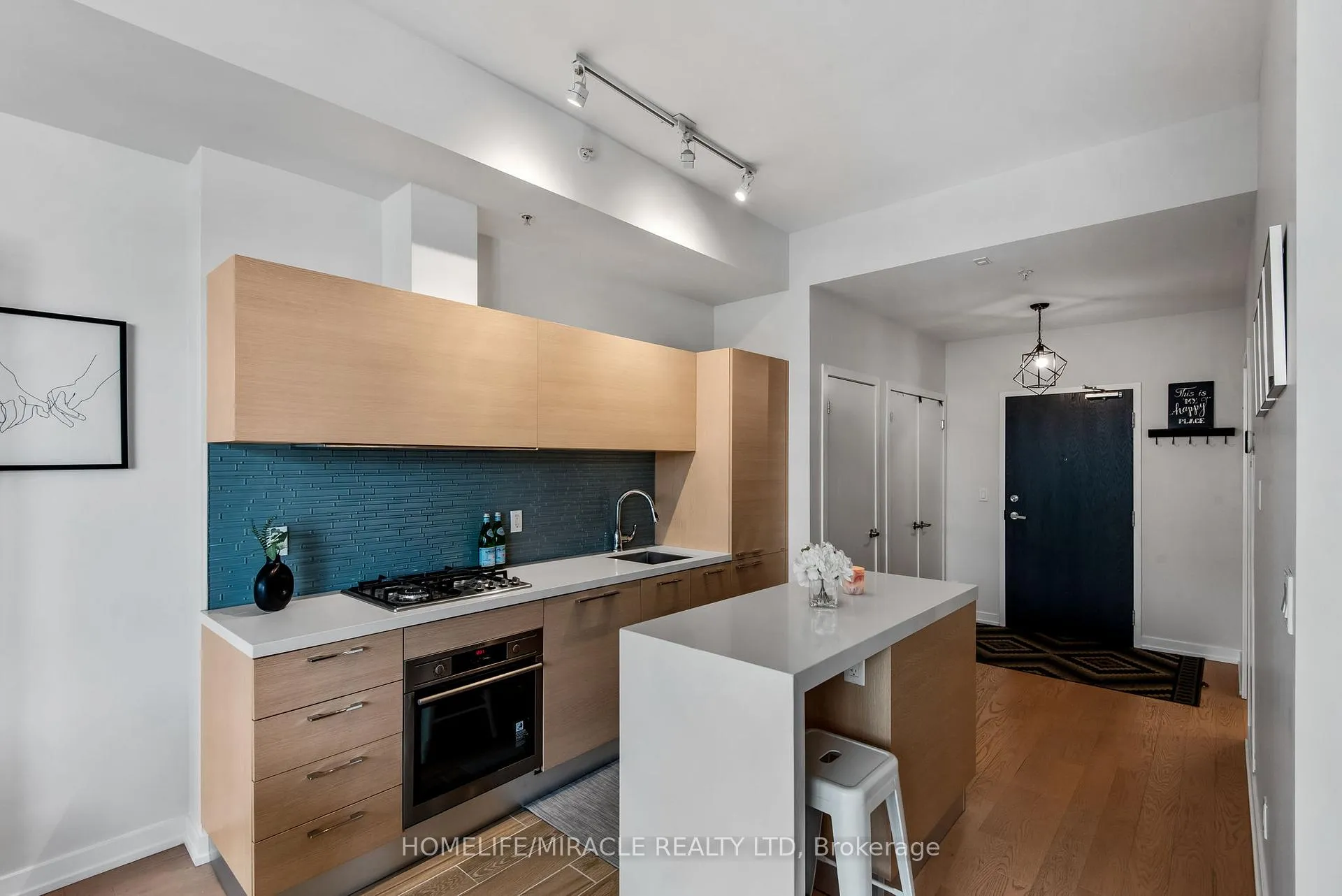 Photo 10 of Unit 306, 2 Bellefair Avenue, Toronto, The Beaches — HOMEH