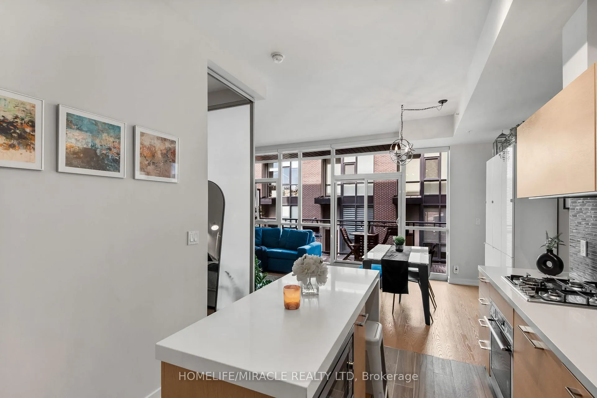 Photo 11 of Unit 306, 2 Bellefair Avenue, Toronto, The Beaches — HOMEH