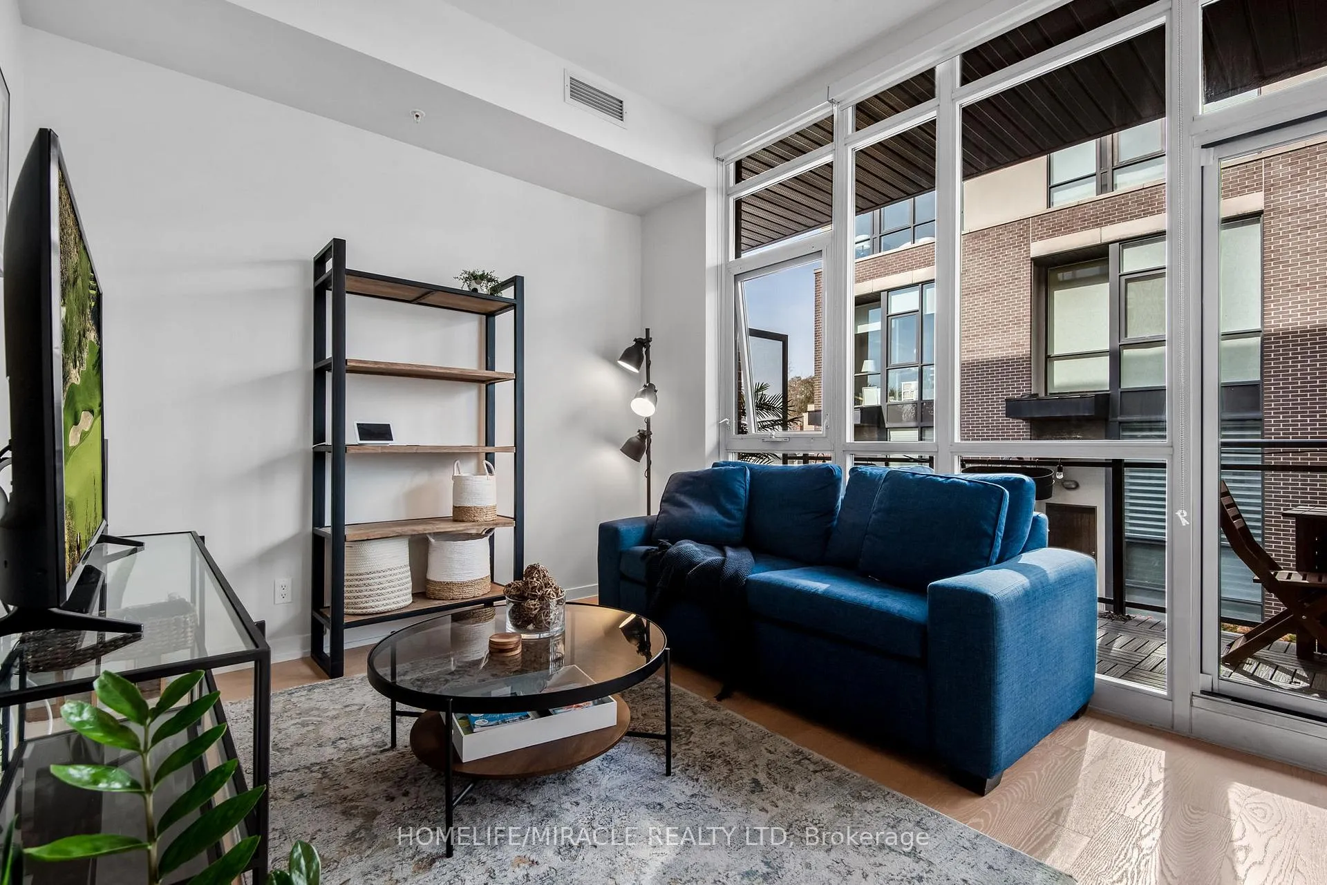 Photo 14 of Unit 306, 2 Bellefair Avenue, Toronto, The Beaches — HOMEH