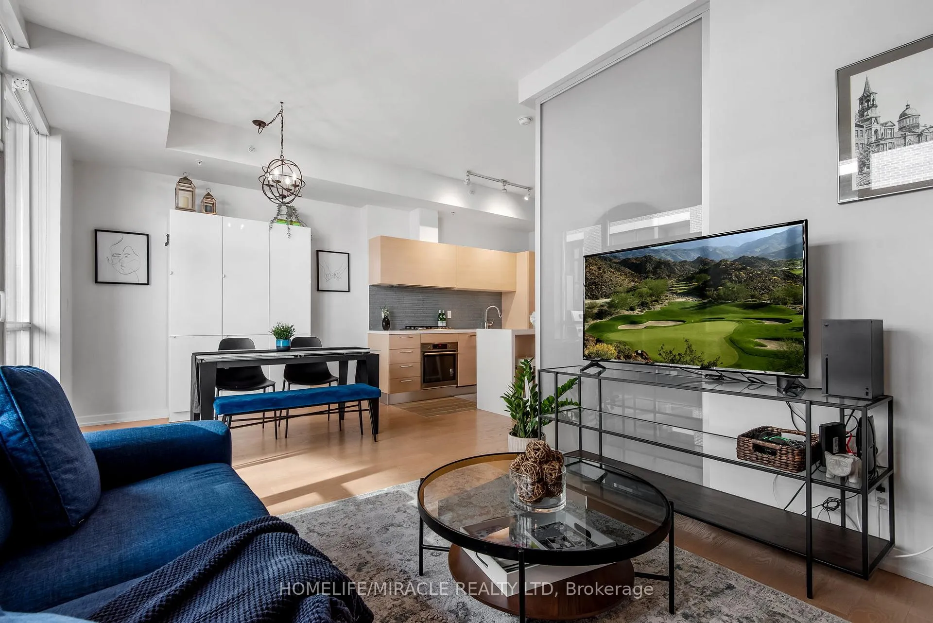 Photo 15 of Unit 306, 2 Bellefair Avenue, Toronto, The Beaches — HOMEH