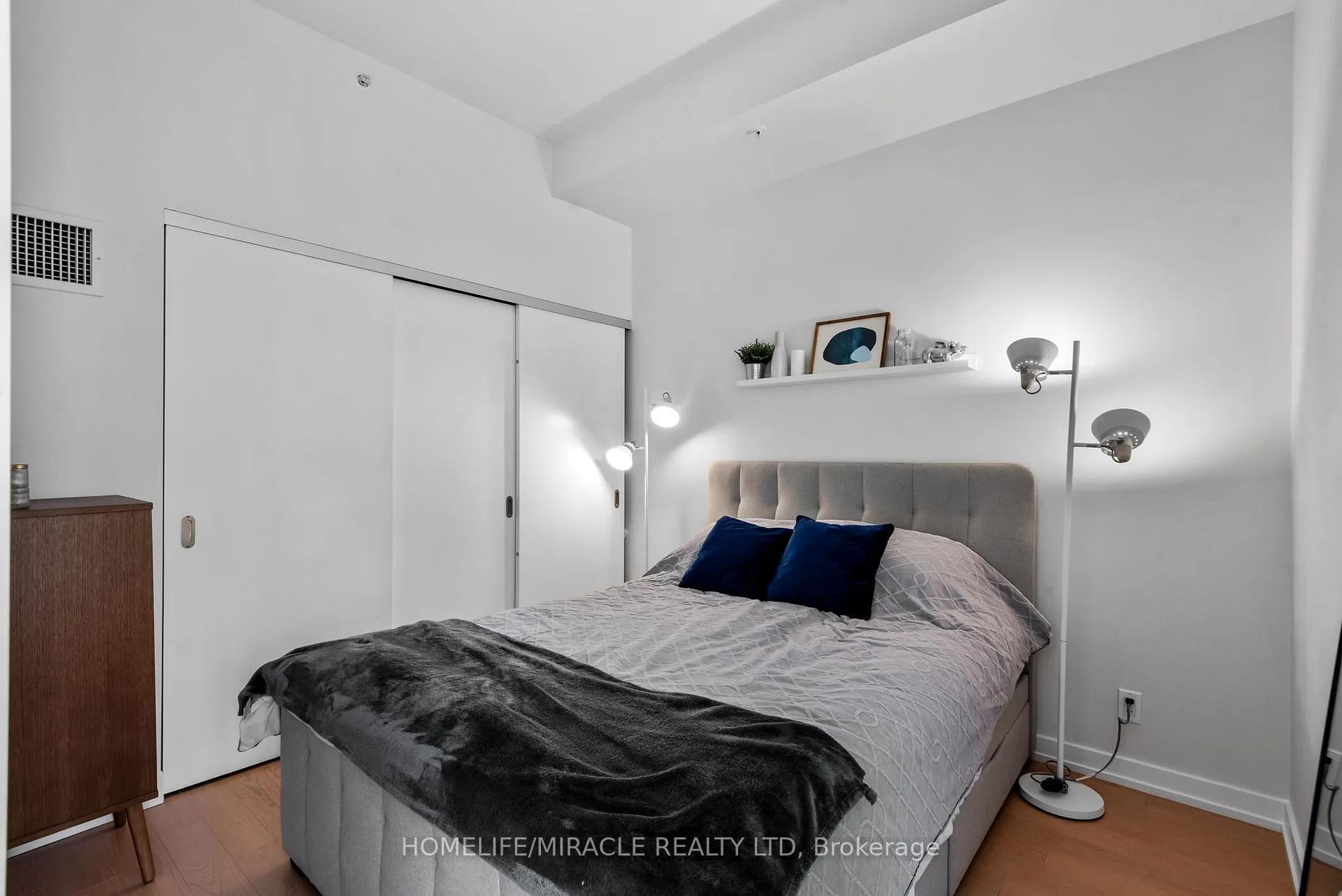 Photo 19 of Unit 306, 2 Bellefair Avenue, Toronto, The Beaches — HOMEH