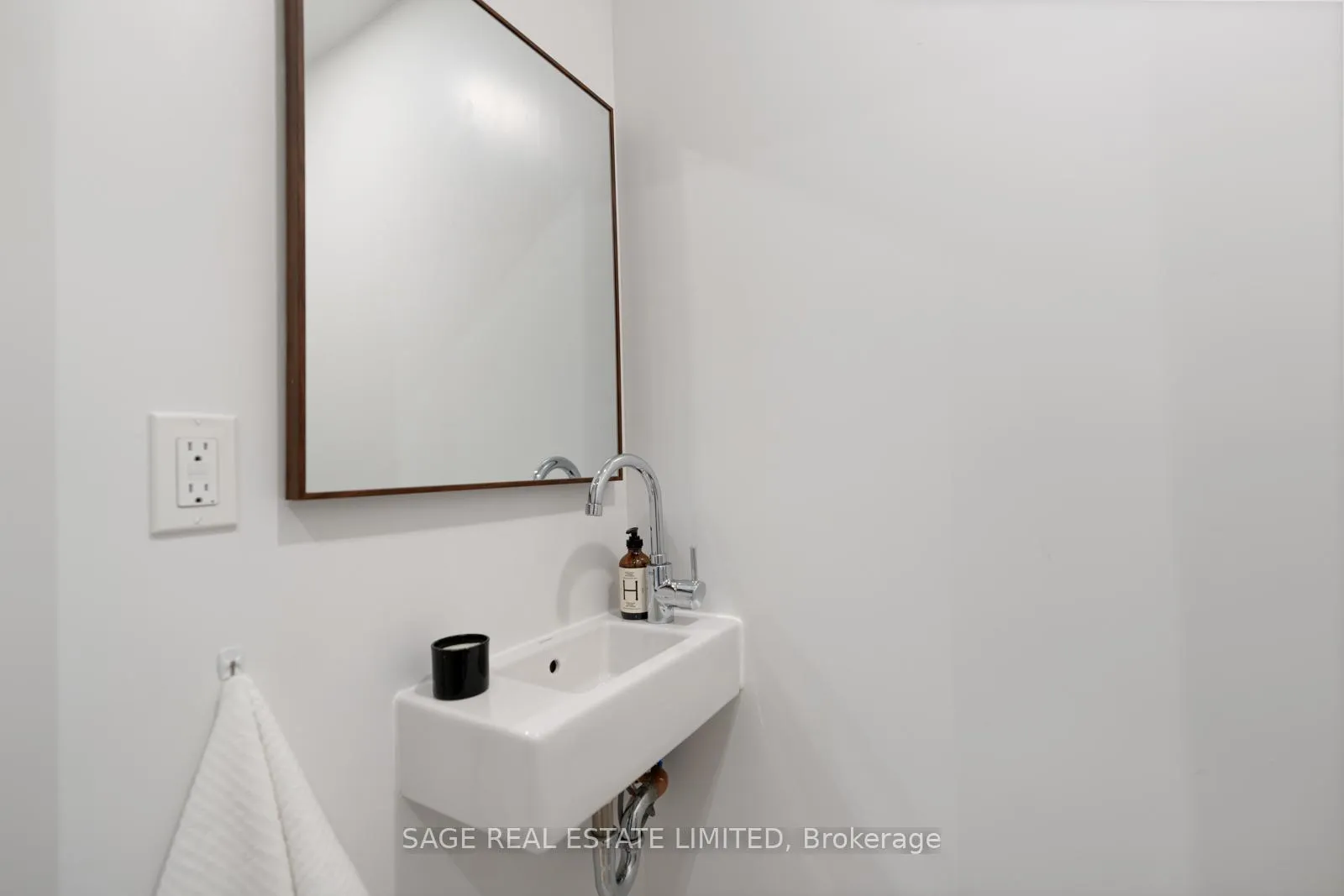 Photo 20 of Unit 121, 35 Wabash Avenue, Toronto, Roncesvalles — HOMEH