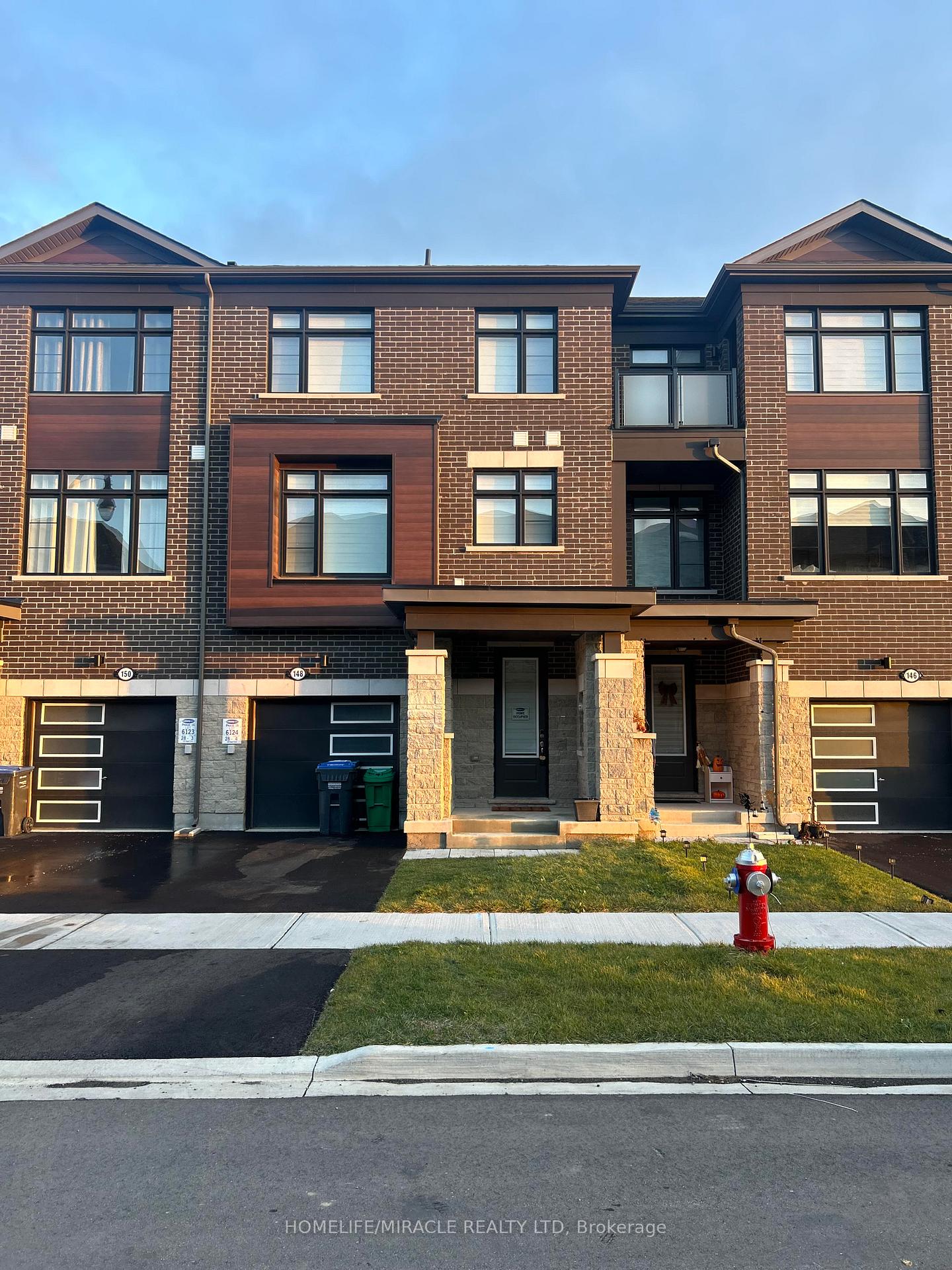 Front of 148 Keppel Circle
