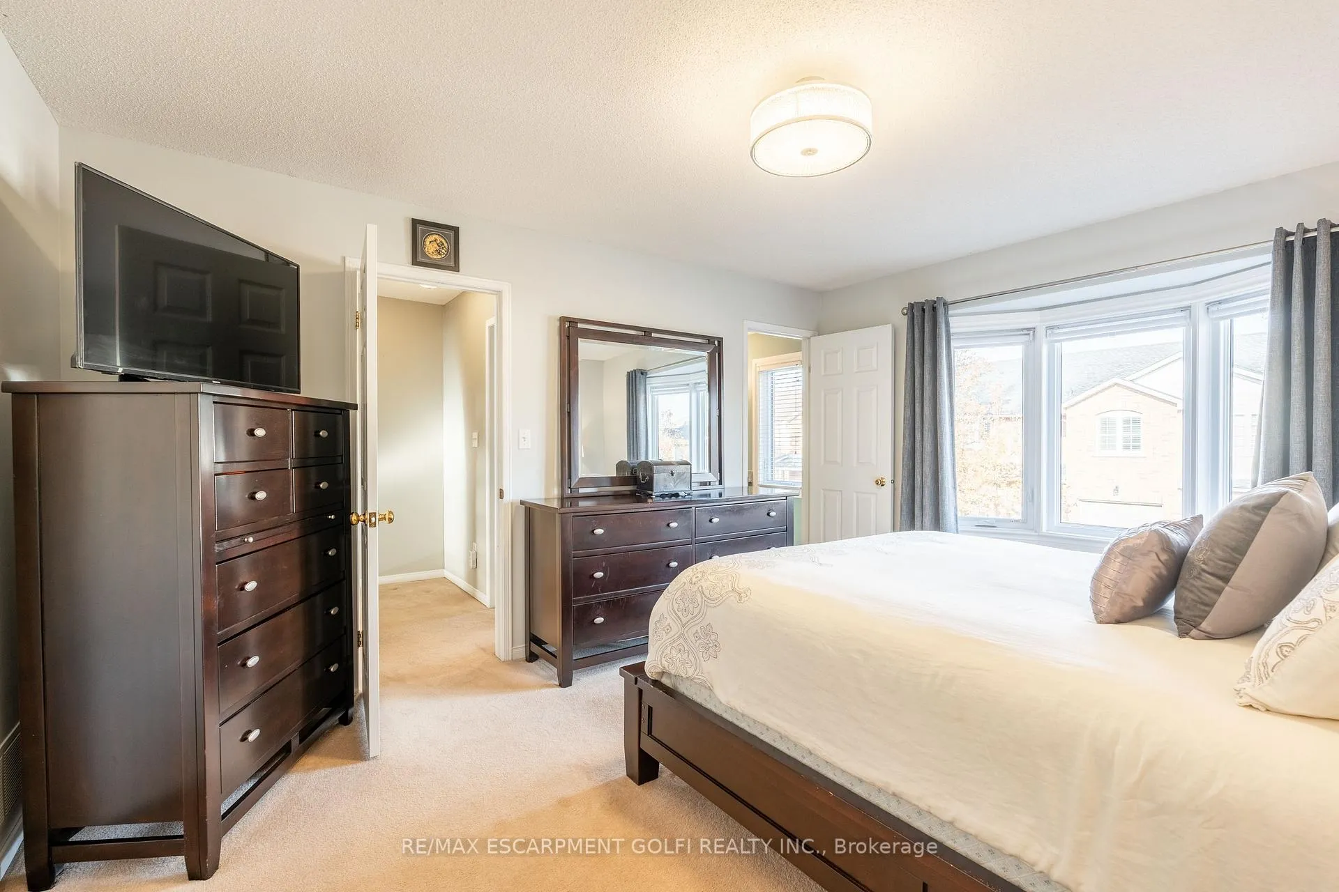 Photo 14 of Unit 38, 800 Paramount Drive, Hamilton, Stoney Creek Mountain — HOMEH