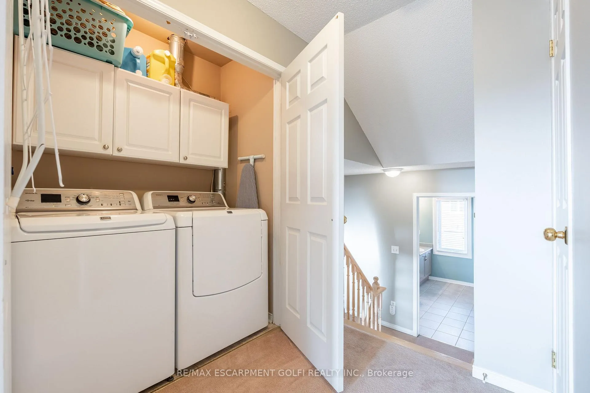 Photo 17 of Unit 38, 800 Paramount Drive, Hamilton, Stoney Creek Mountain — HOMEH
