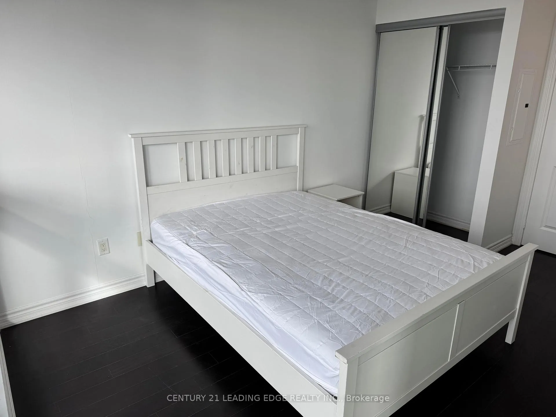Photo 6 of Unit 3412, 386 Yonge Street, Toronto, Bay Street Corridor — HOMEH