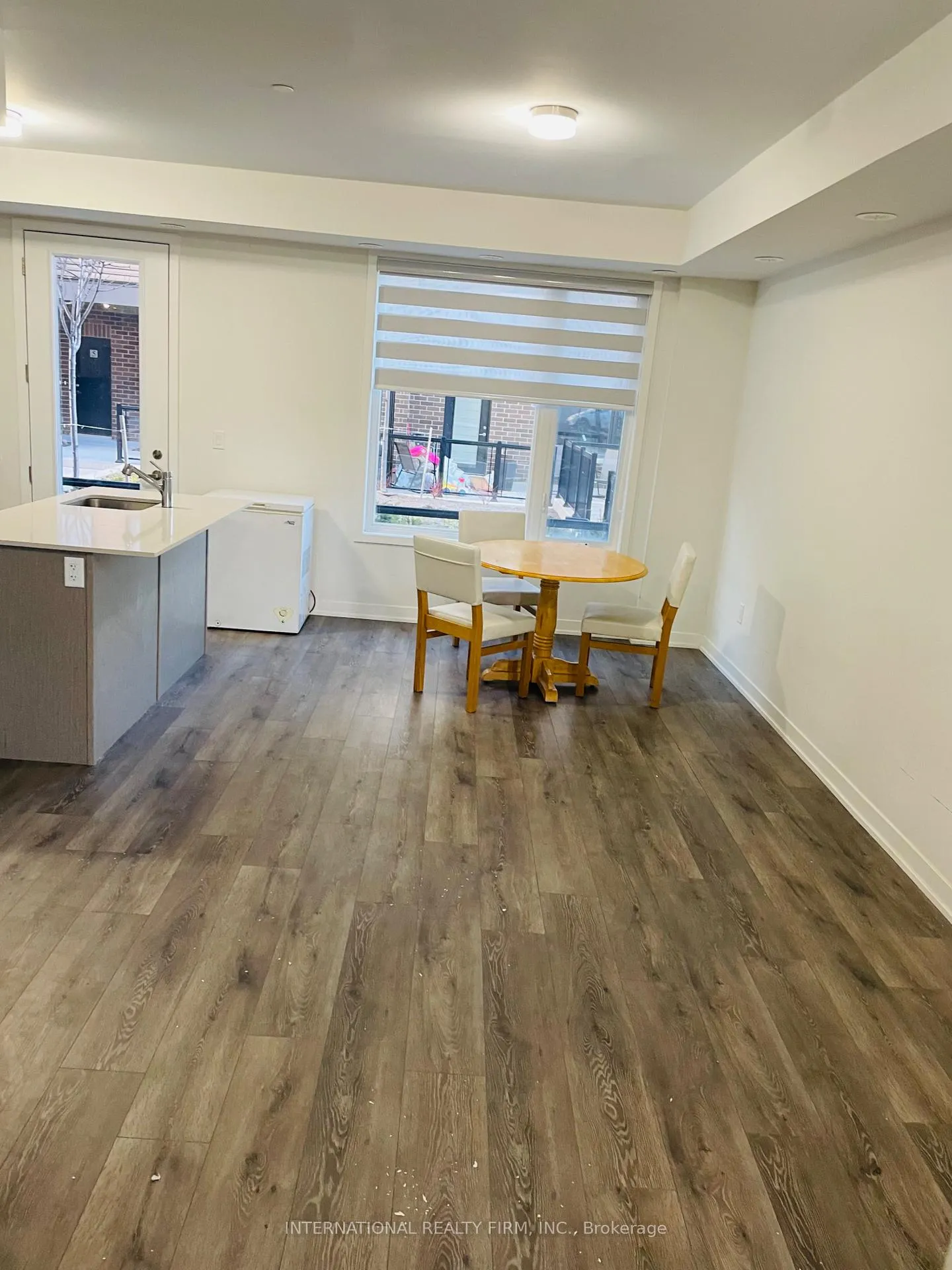 Photo 8 of Unit 31, 3405 Ridgeway Drive, Mississauga, Erin Mills — HOMEH