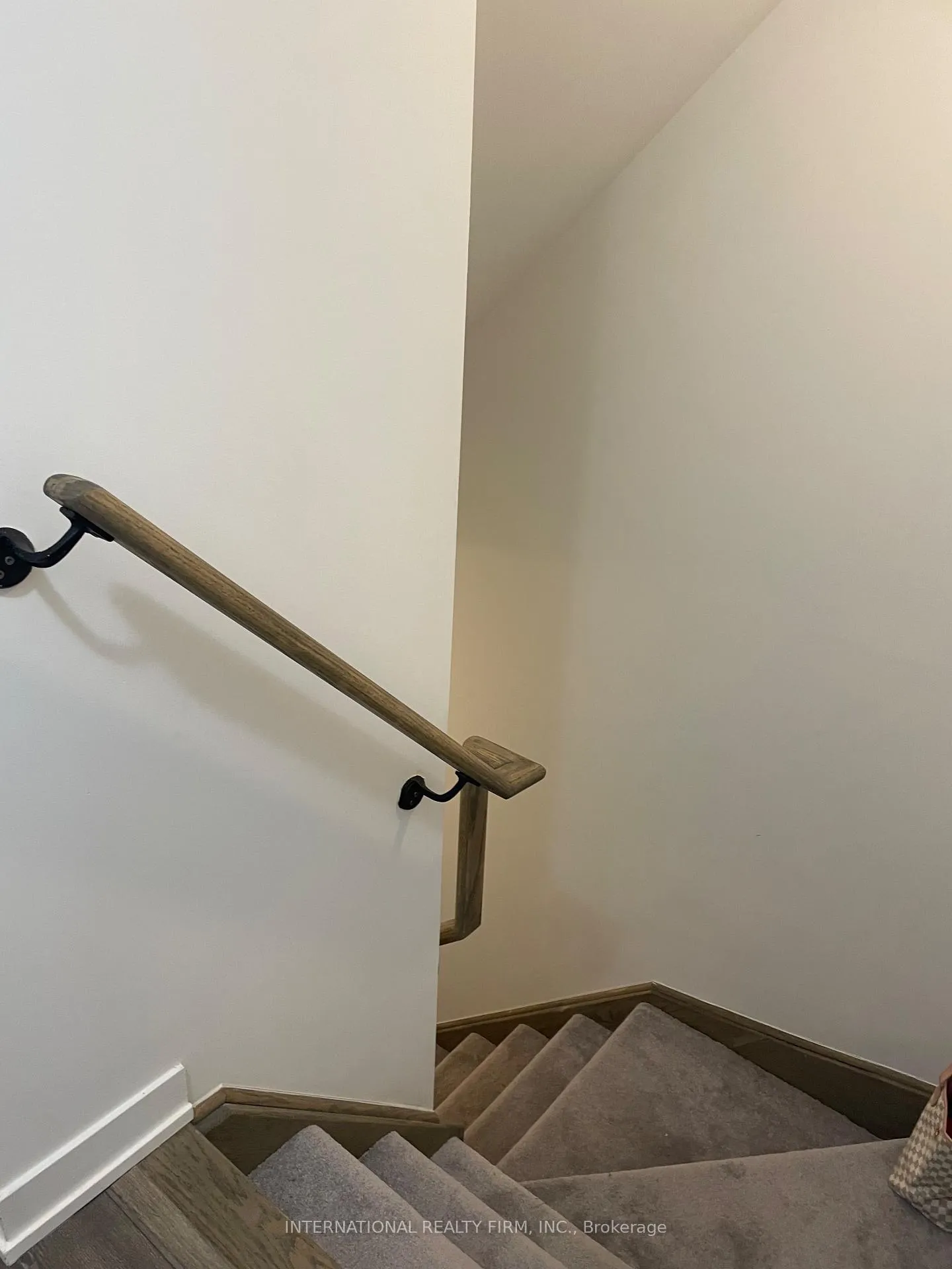 Photo 10 of Unit 31, 3405 Ridgeway Drive, Mississauga, Erin Mills — HOMEH