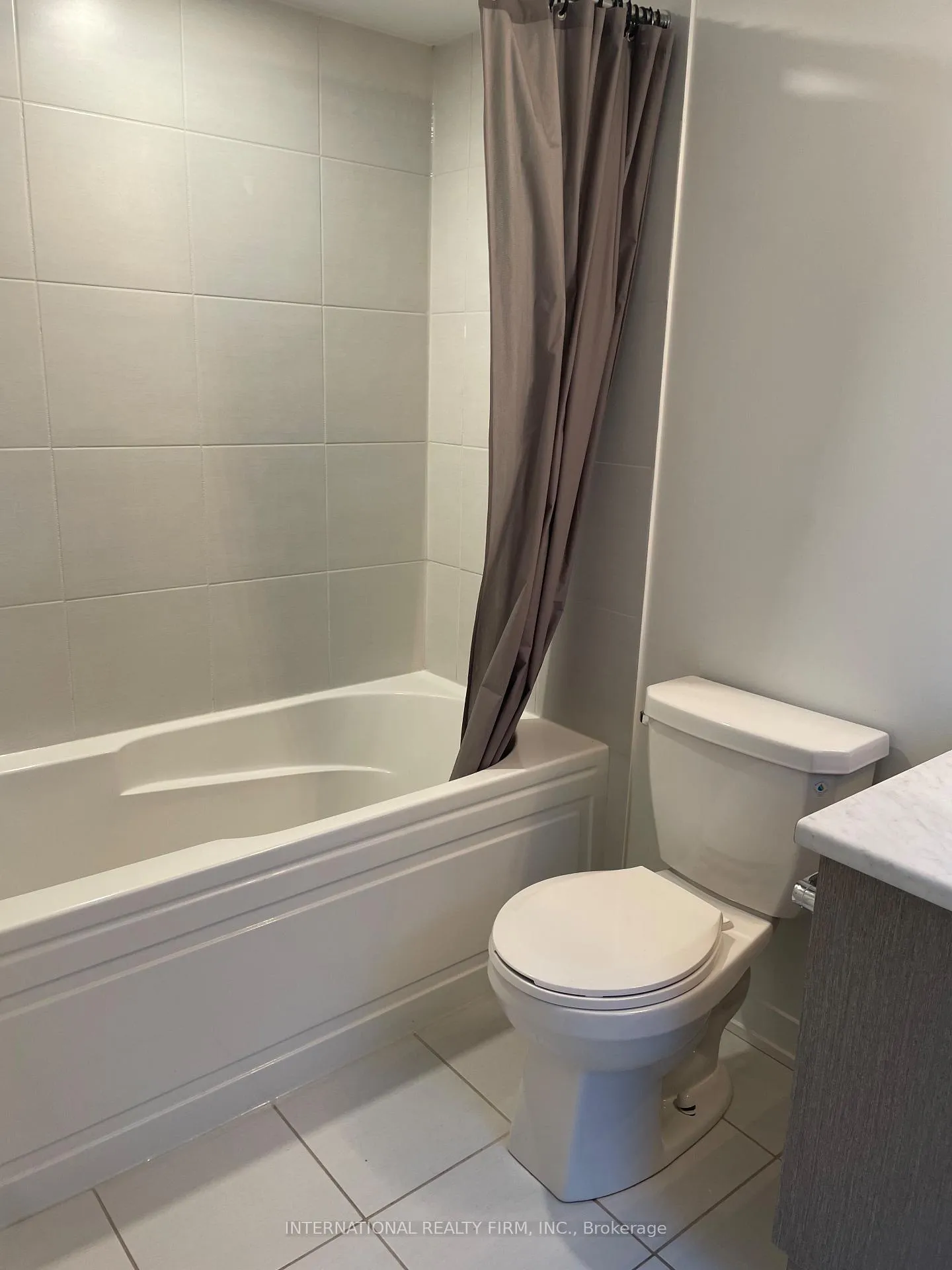 Photo 13 of Unit 31, 3405 Ridgeway Drive, Mississauga, Erin Mills — HOMEH