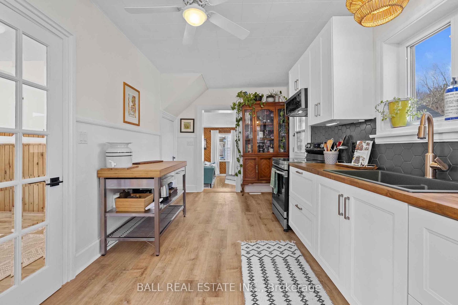 Photo 16 of 237 Mudcat Road, Belleville, Thurlow Ward — HOMEH