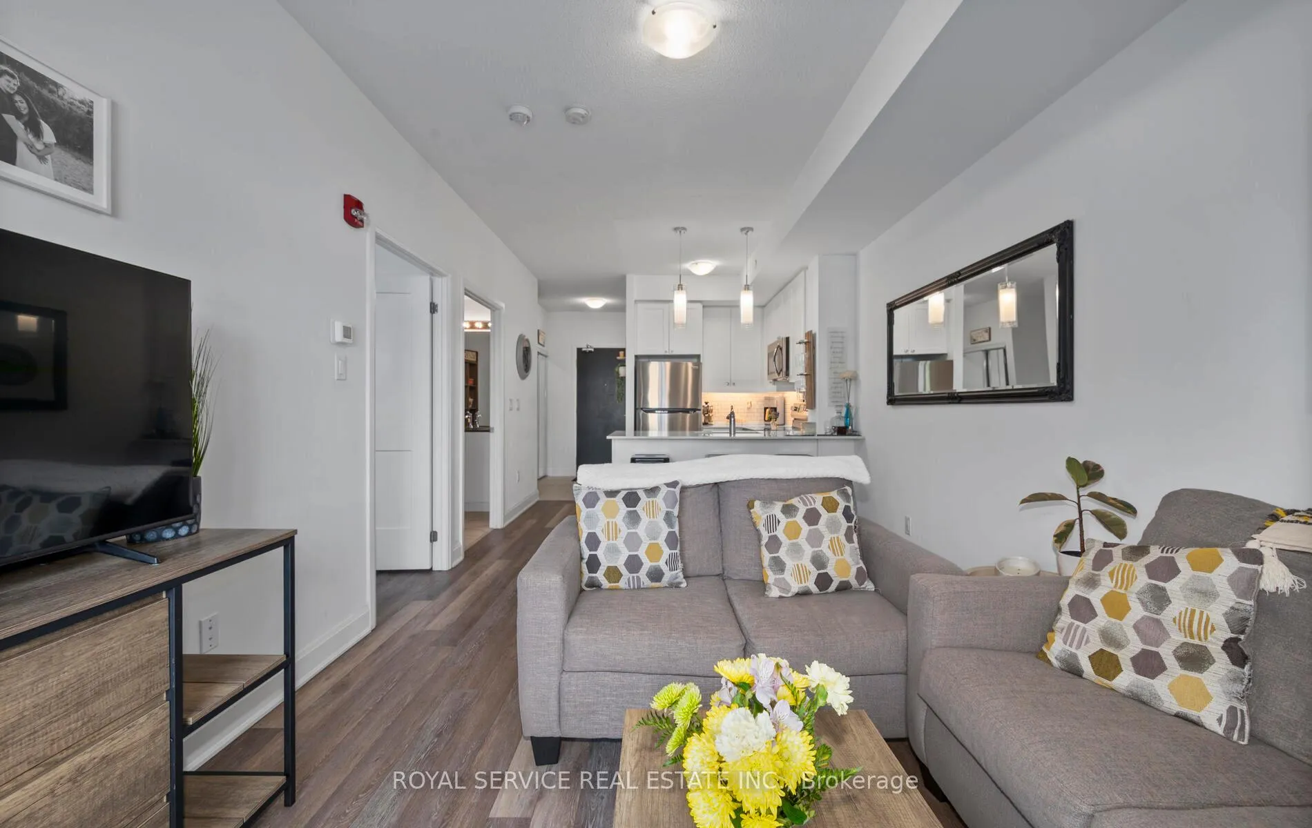 Photo 12 of Unit 127, 50 Lakebreeze Drive, Clarington, Newcastle — HOMEH
