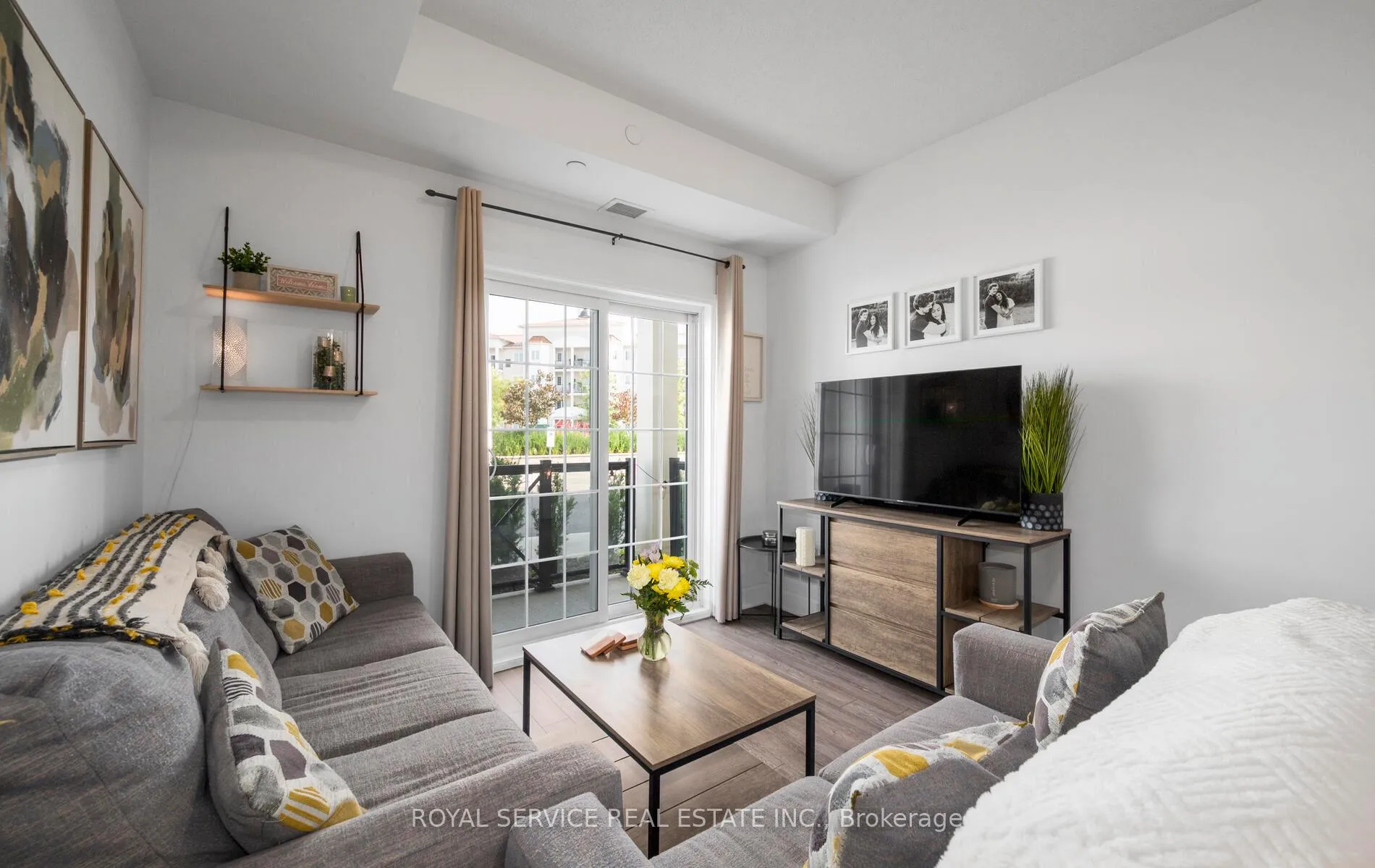 Photo 14 of Unit 127, 50 Lakebreeze Drive, Clarington, Newcastle — HOMEH