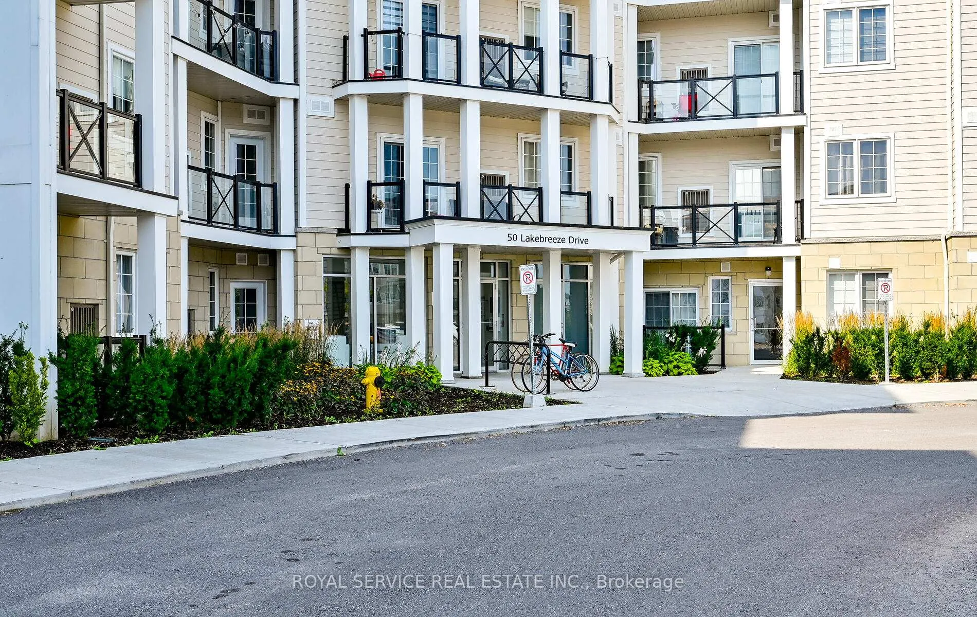 Photo 24 of Unit 127, 50 Lakebreeze Drive, Clarington, Newcastle — HOMEH