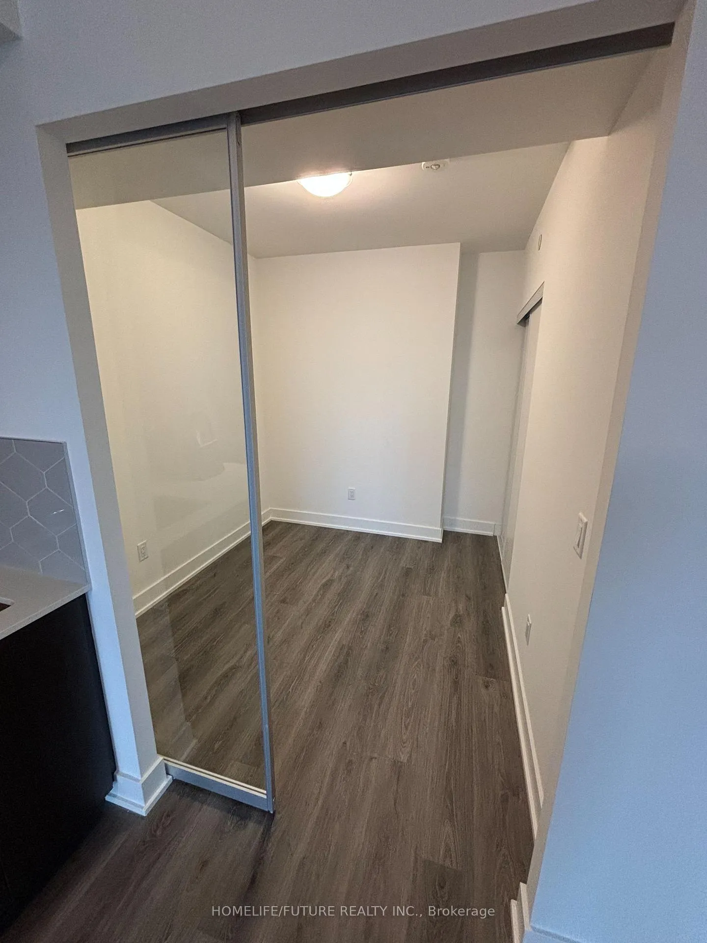 Photo 8 of Unit 605, 2545 Simcoe Street N, Oshawa, Windfields — HOMEH