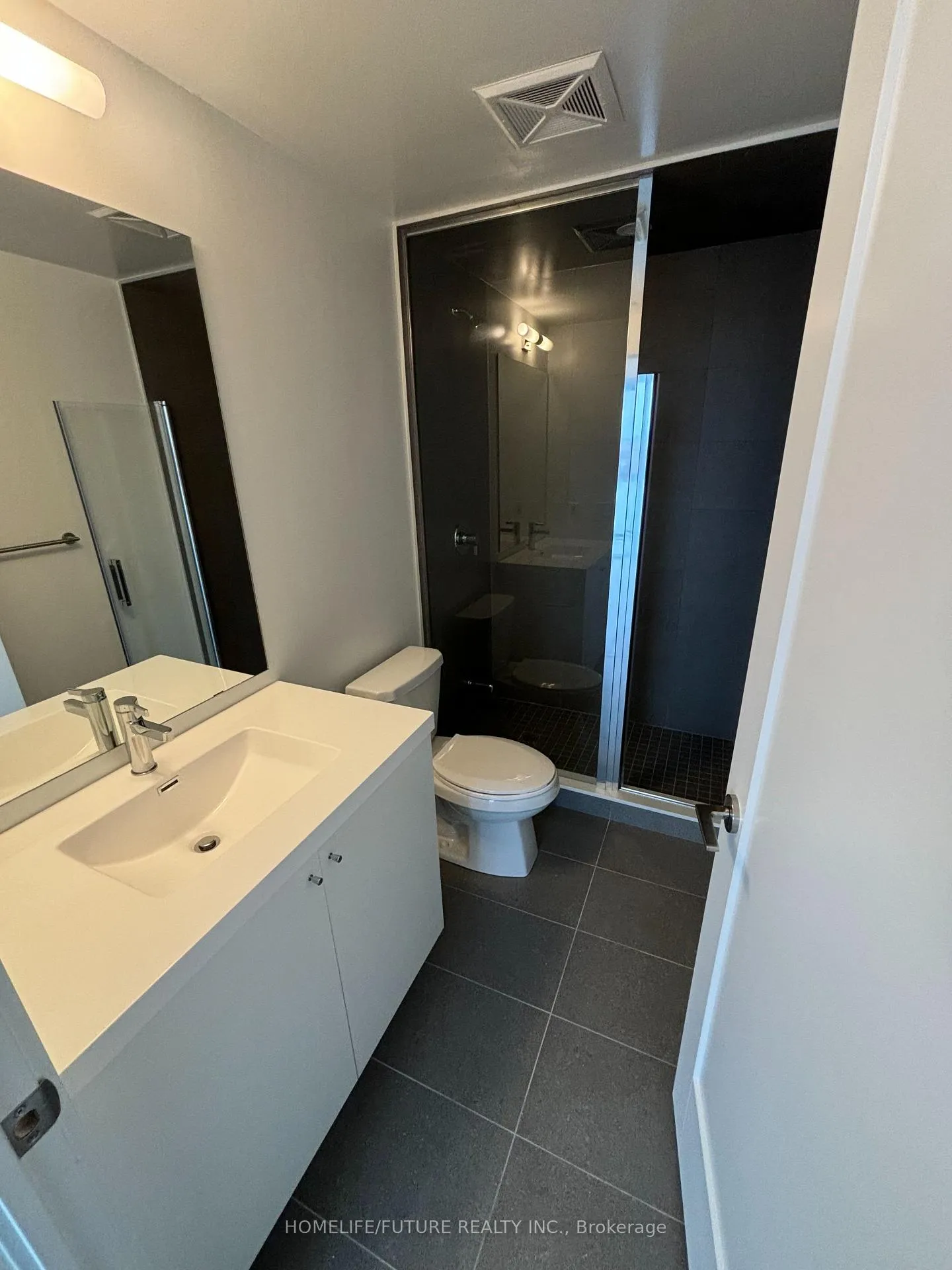 Photo 11 of Unit 605, 2545 Simcoe Street N, Oshawa, Windfields — HOMEH