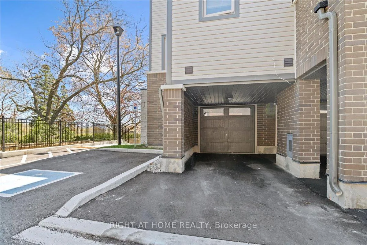 Photo 6 of 1534 Bloor Street, Clarington, Courtice — HOMEH