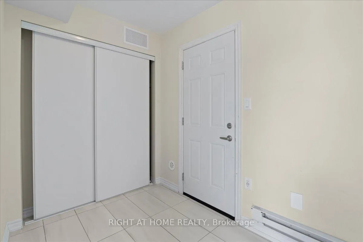 Photo 8 of 1534 Bloor Street, Clarington, Courtice — HOMEH