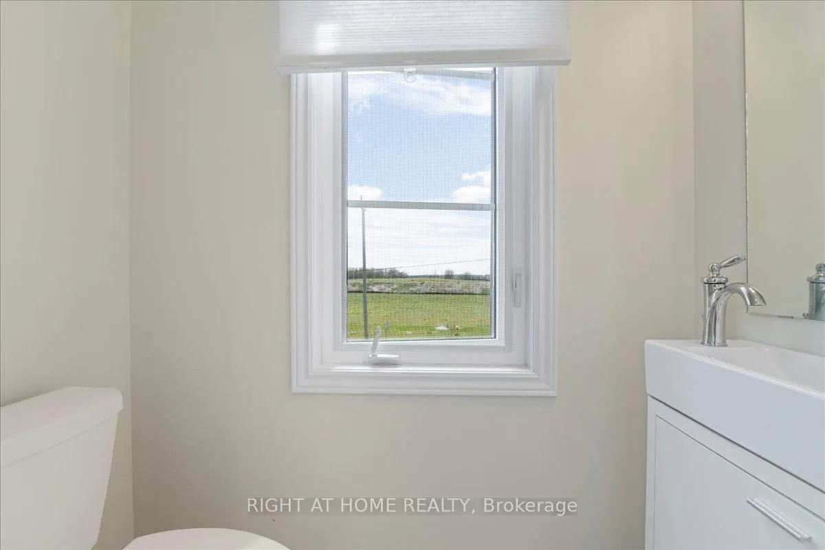 Photo 10 of 1534 Bloor Street, Clarington, Courtice — HOMEH
