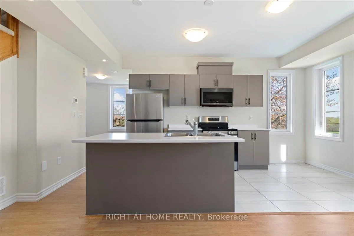 Photo 17 of 1534 Bloor Street, Clarington, Courtice — HOMEH