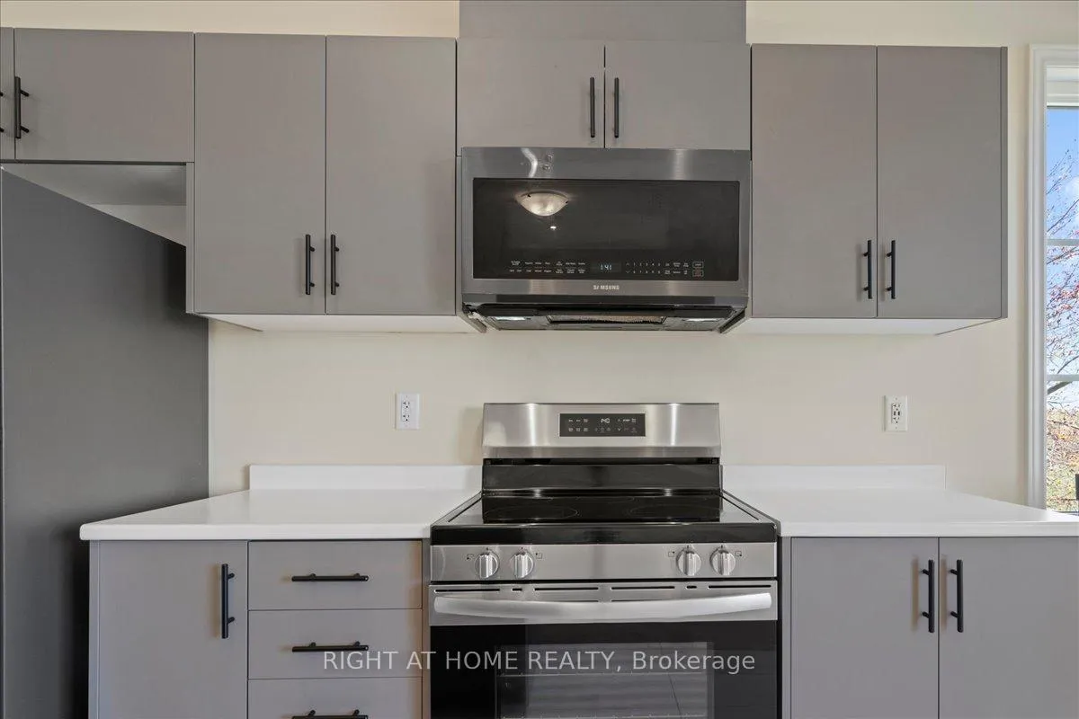 Photo 18 of 1534 Bloor Street, Clarington, Courtice — HOMEH