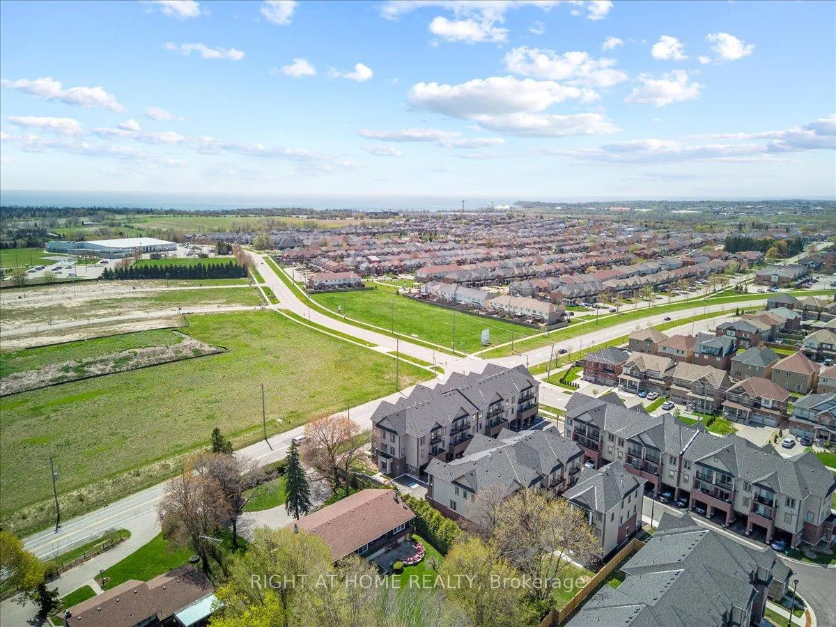 Photo 37 of 1534 Bloor Street, Clarington, Courtice — HOMEH
