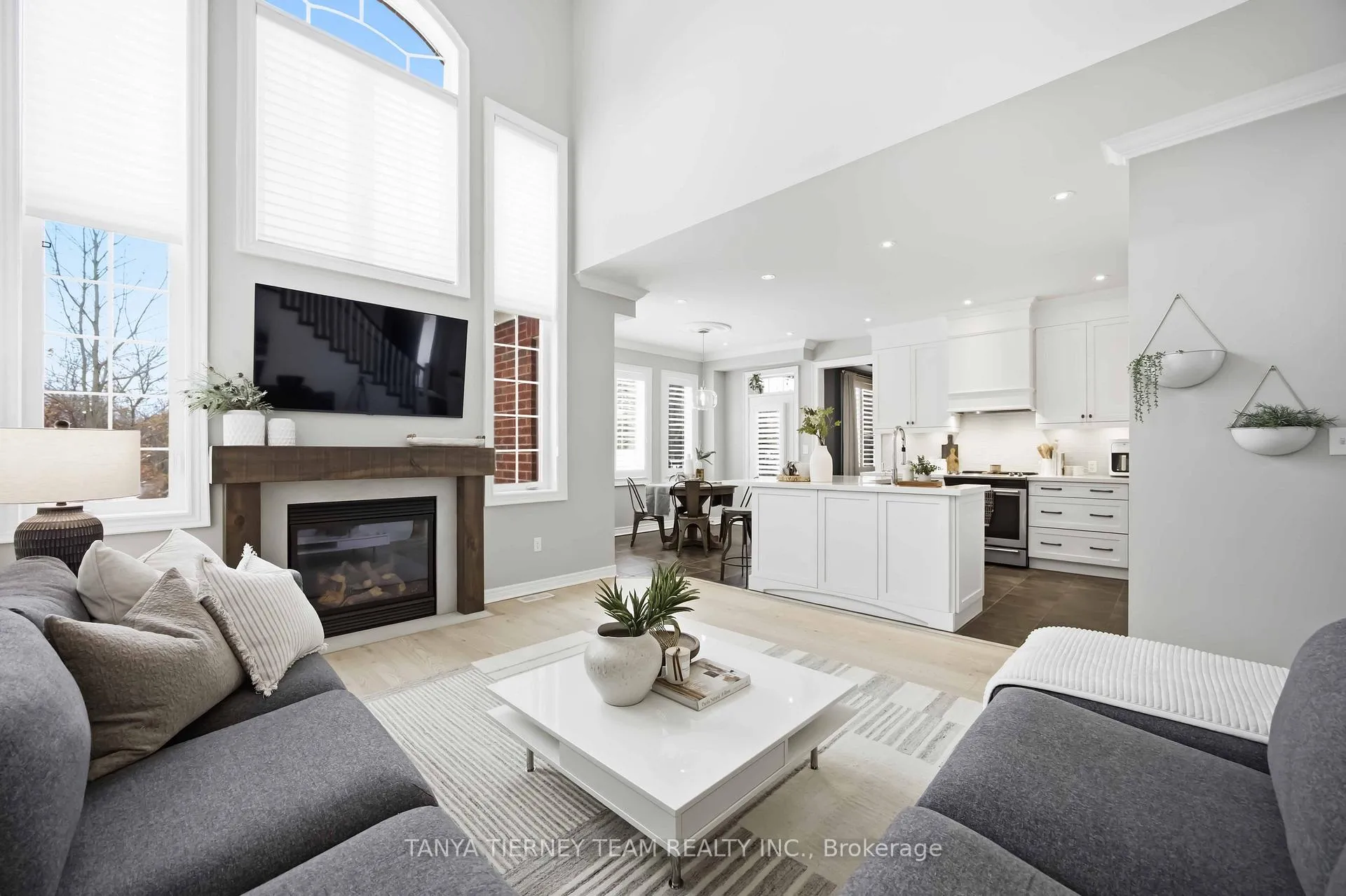 Photo 11 of 12 Branthaven Court, Whitby, Brooklin — HOMEH