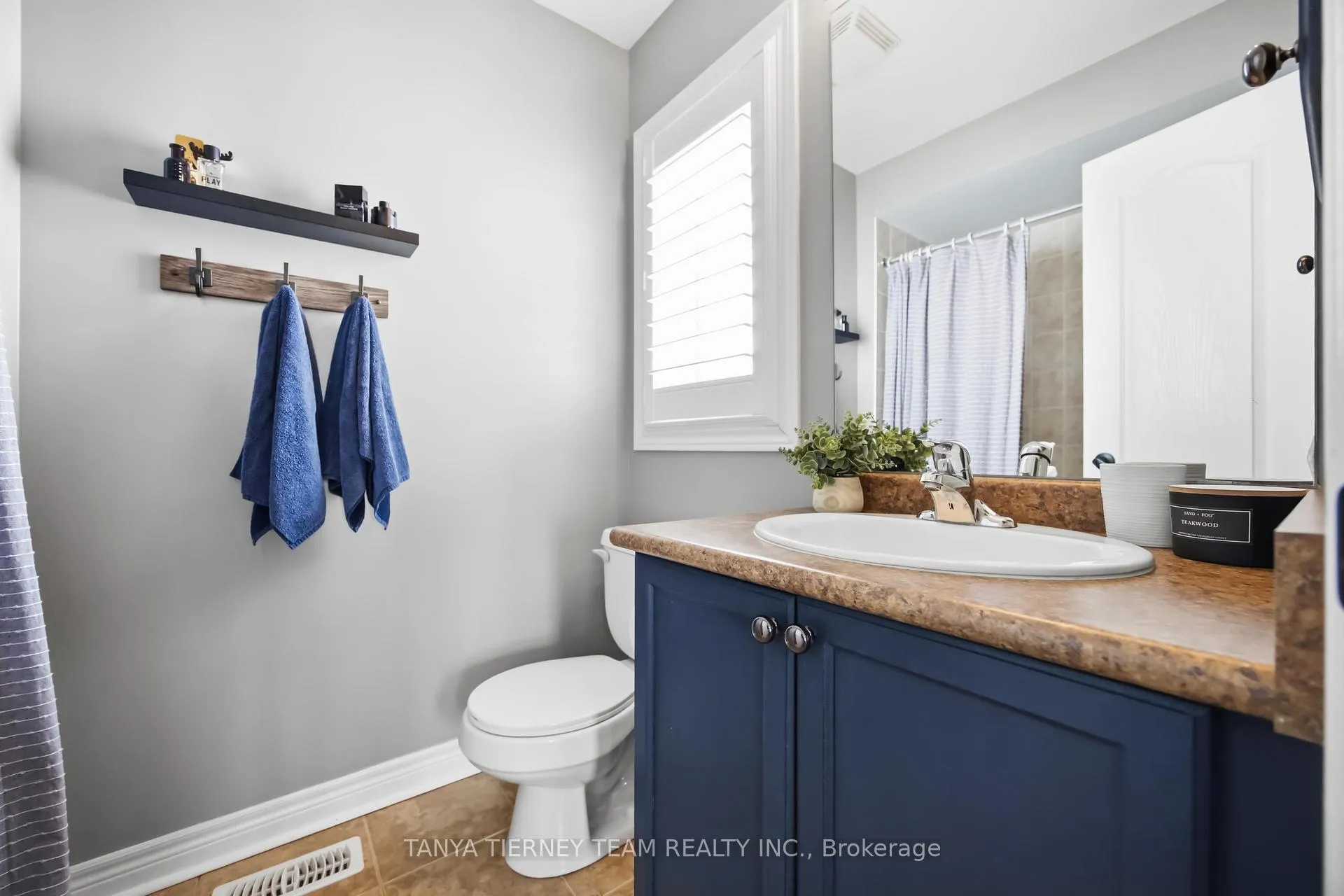 Photo 34 of 12 Branthaven Court, Whitby, Brooklin — HOMEH