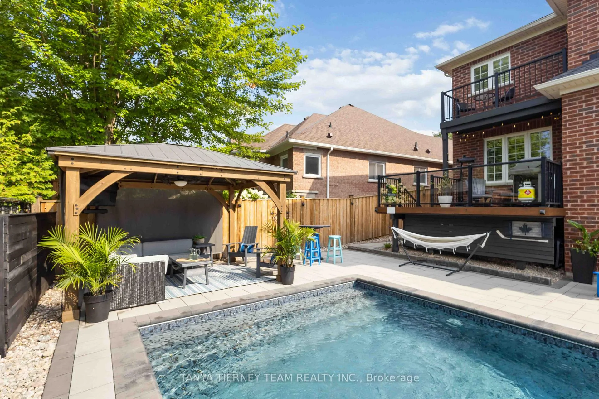 Photo 46 of 12 Branthaven Court, Whitby, Brooklin — HOMEH