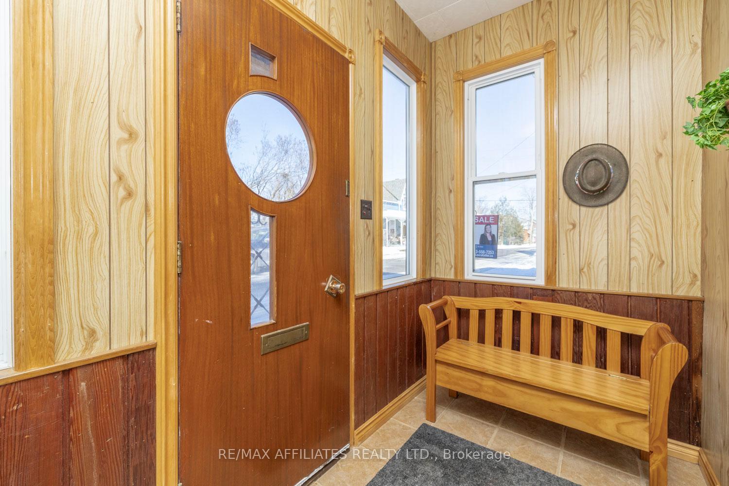 Photo 3 of 76 Morphy Street, Carleton Place — HOMEH