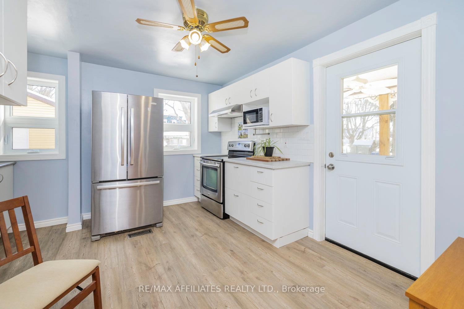 Photo 16 of 76 Morphy Street, Carleton Place — HOMEH