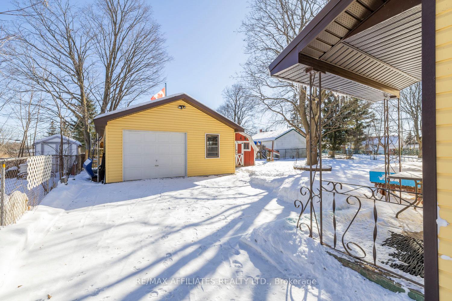 Photo 42 of 76 Morphy Street, Carleton Place — HOMEH