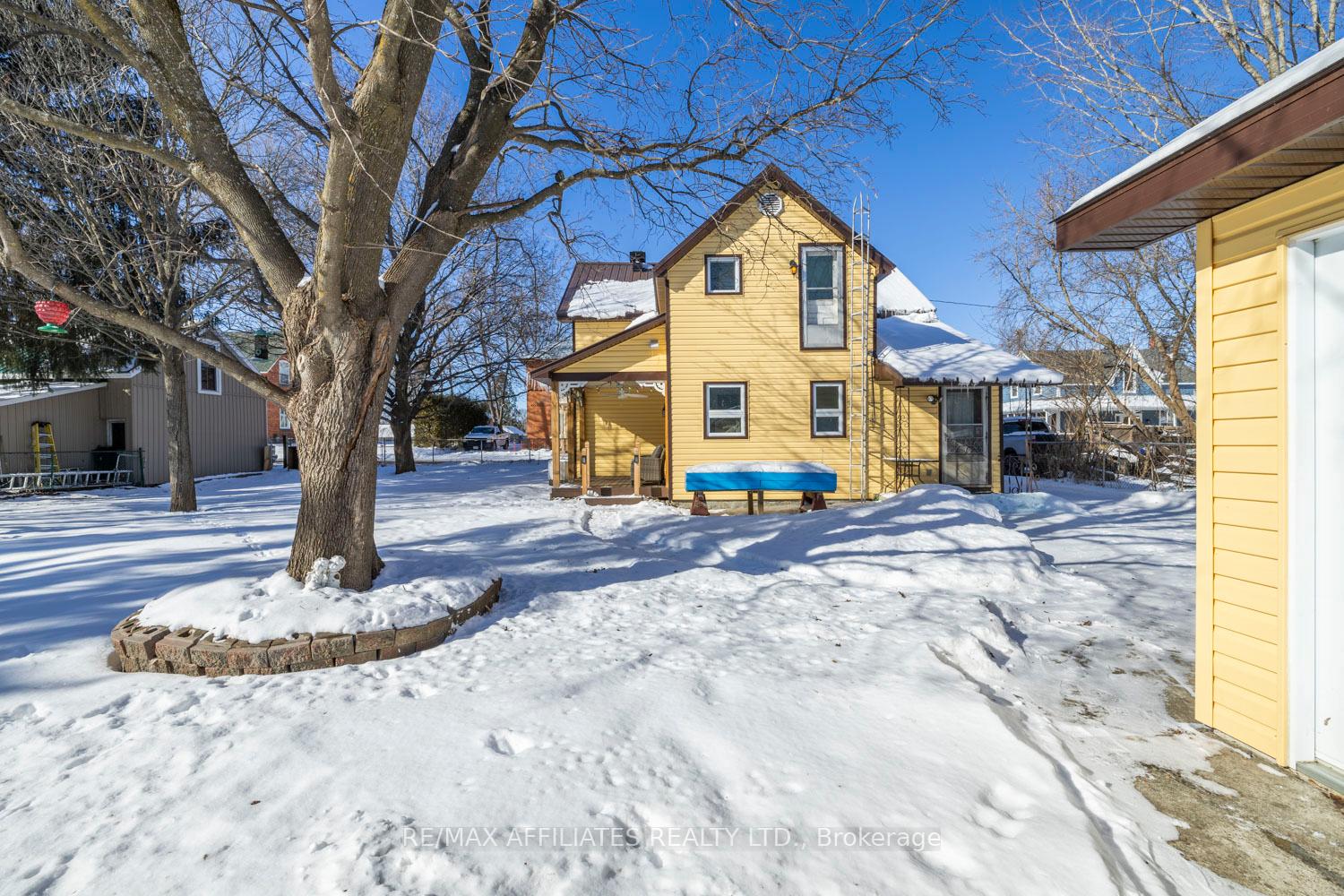 Photo 45 of 76 Morphy Street, Carleton Place — HOMEH