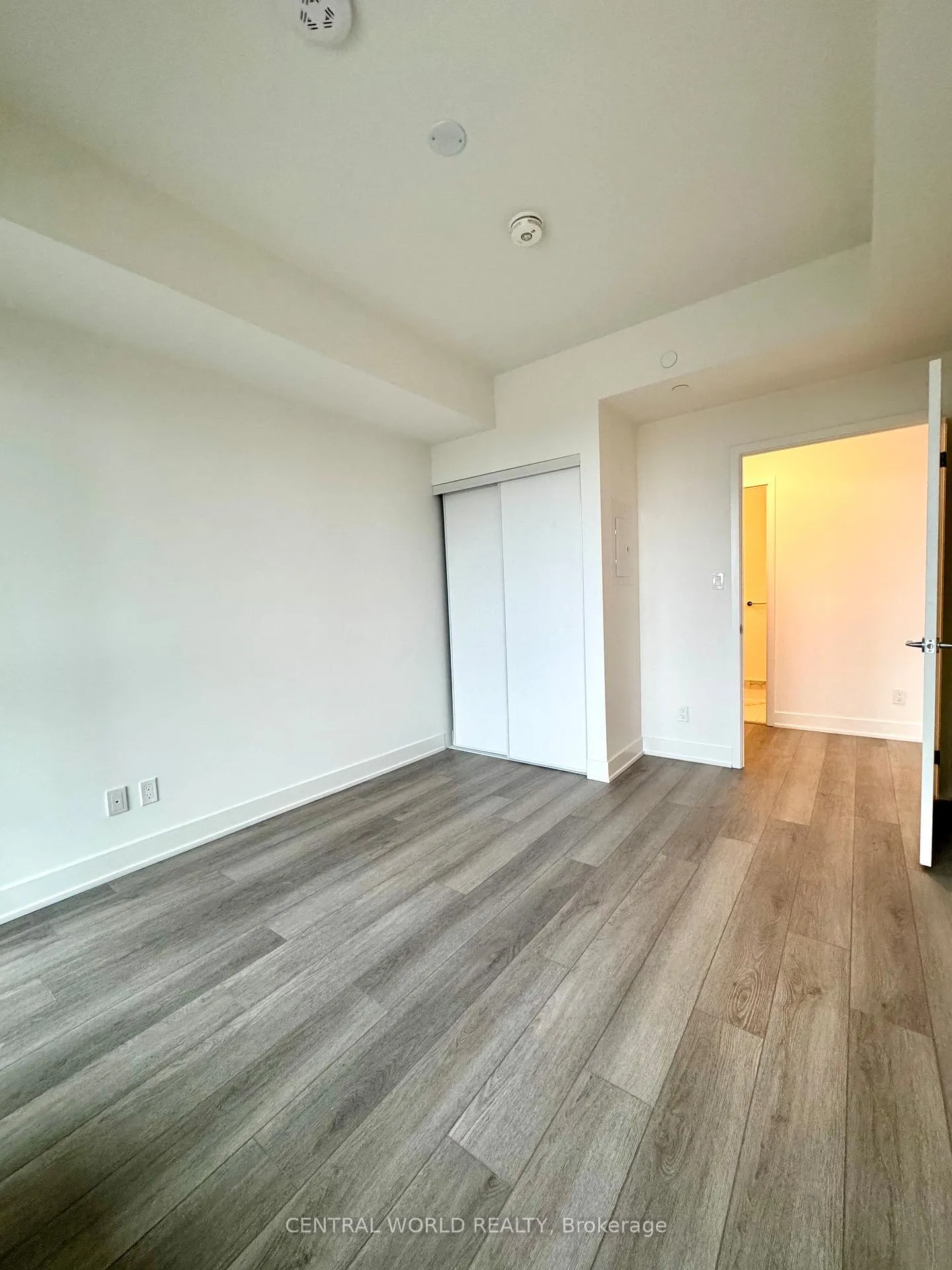 Photo 5 of Unit 1116, 56 Andre de Grasse Street, Markham, Unionville — HOMEH