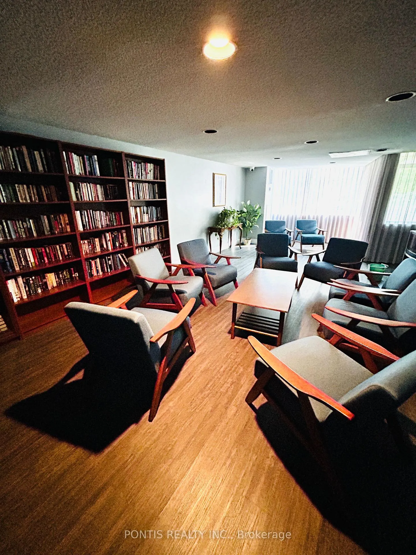 Photo 36 of Unit 405, 3100 Kirwin Avenue, Mississauga, Cooksville — HOMEH