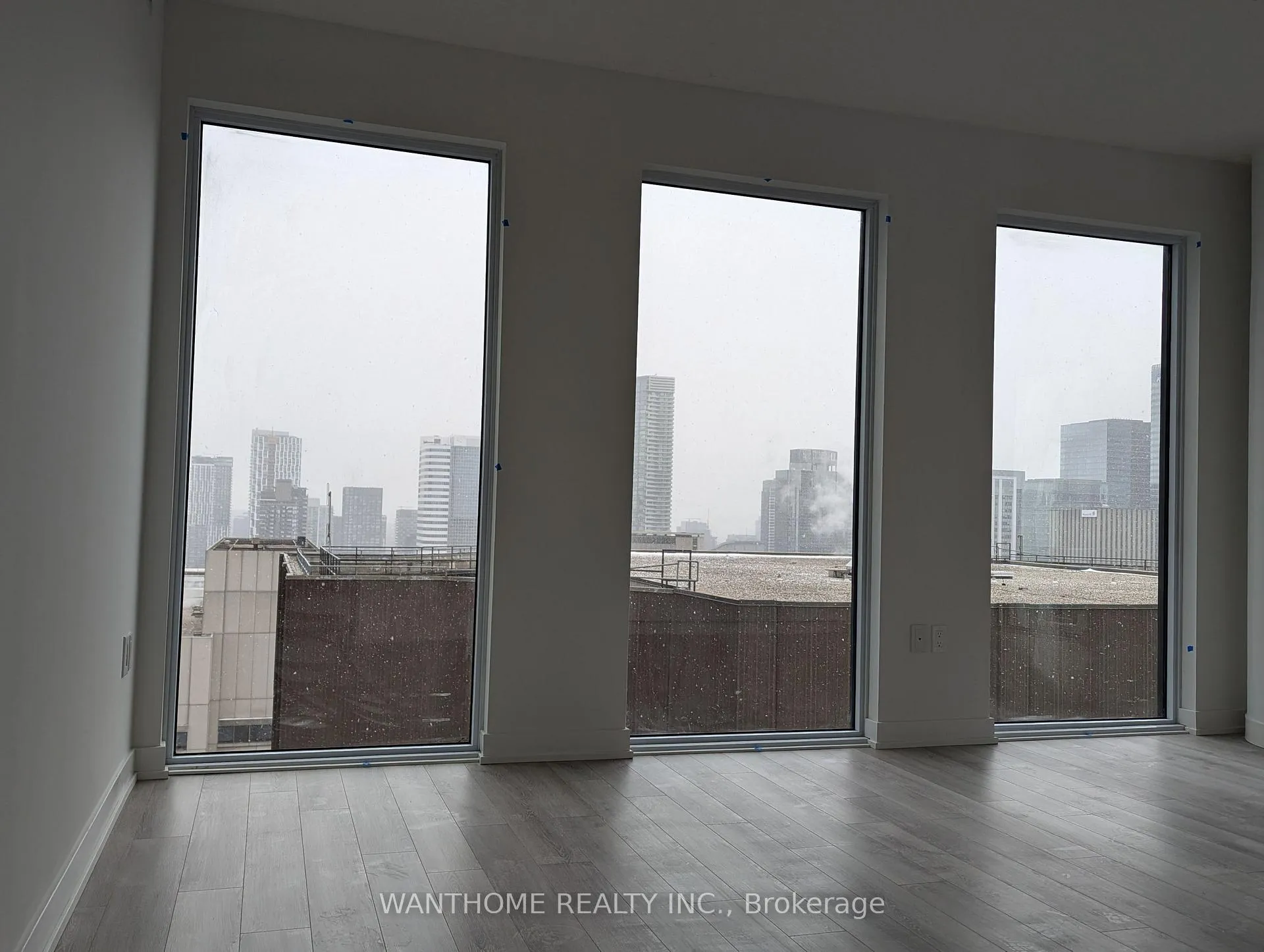 Photo 3 of Unit 3404, 238 Simcoe Street, Toronto, Kensington-Chinatown — HOMEH