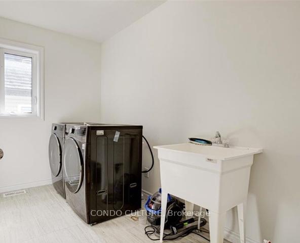 Photo 27 of 28 Sass Crescent, Brant, Paris — HOMEH