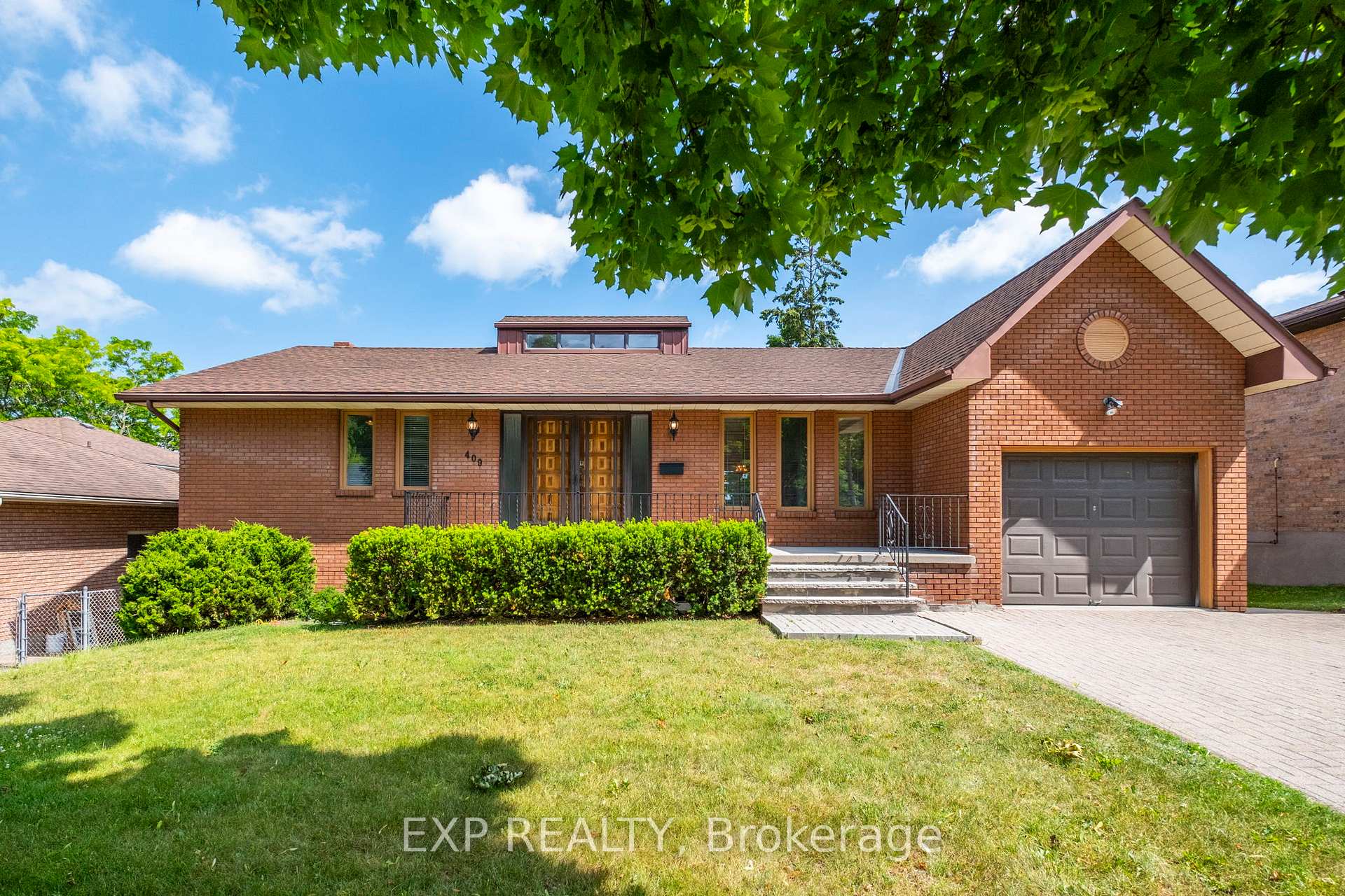 Photo 1 of 409 Innisfil Street, Barrie, Allandale Heights — HOMEH