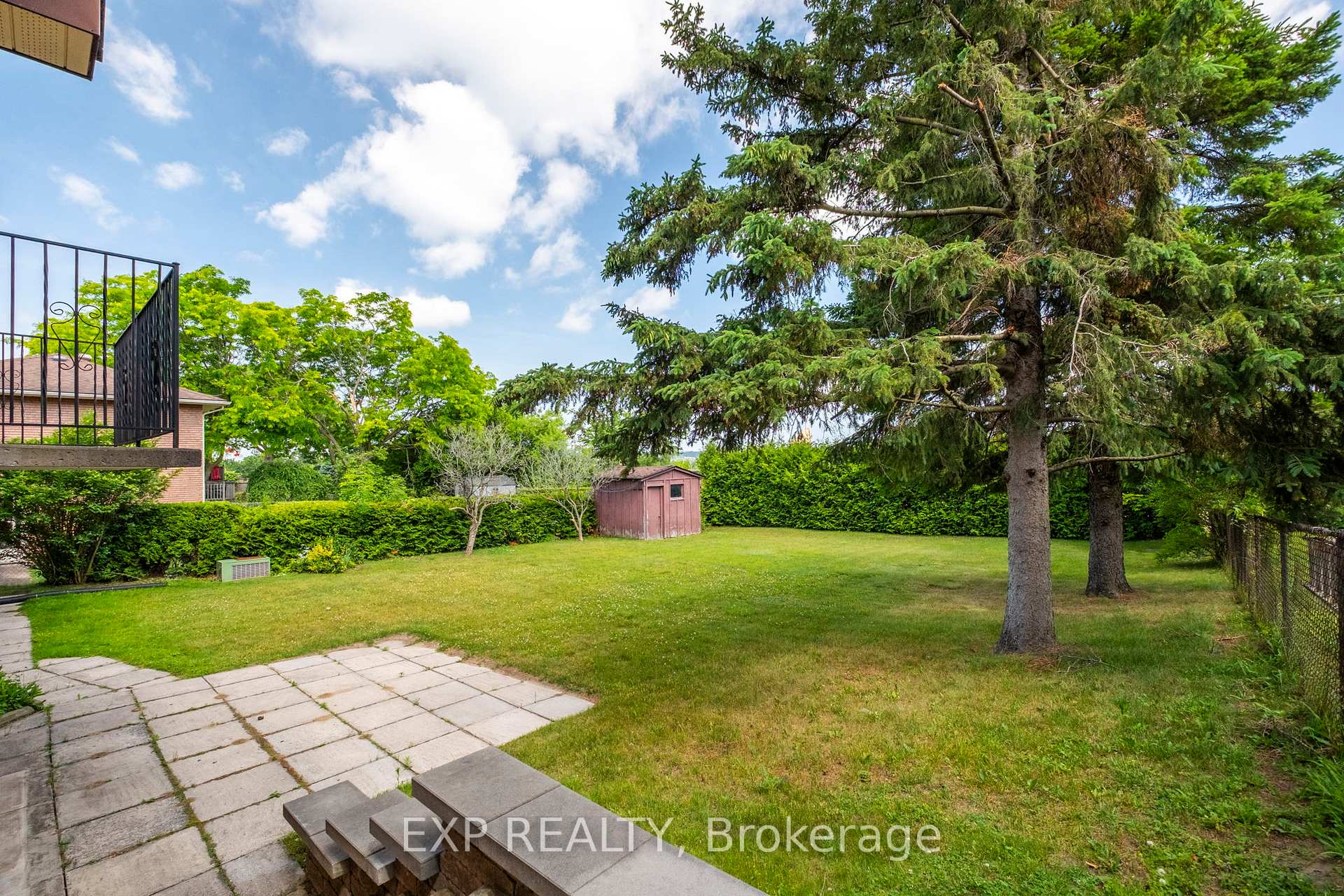 Photo 40 of 409 Innisfil Street, Barrie, Allandale Heights — HOMEH