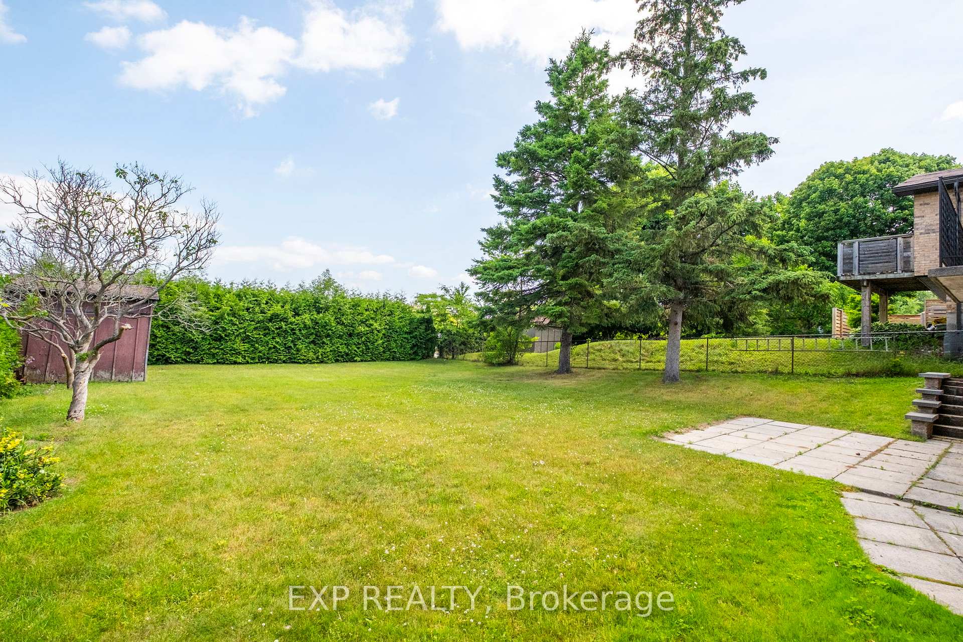 Photo 41 of 409 Innisfil Street, Barrie, Allandale Heights — HOMEH