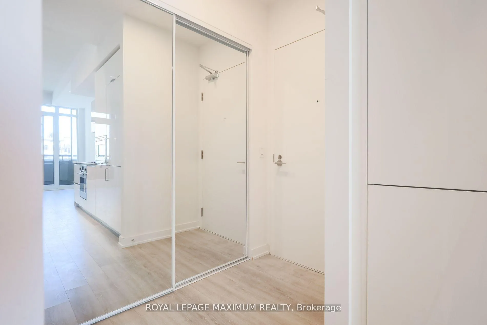 Photo 2 of Unit 720, 234 Simcoe Street, Toronto, Kensington-Chinatown — HOMEH