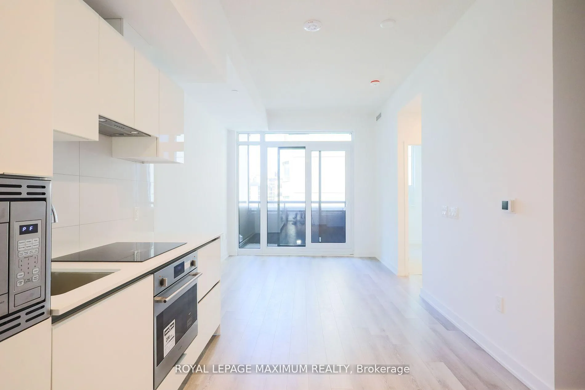 Photo 9 of Unit 720, 234 Simcoe Street, Toronto, Kensington-Chinatown — HOMEH