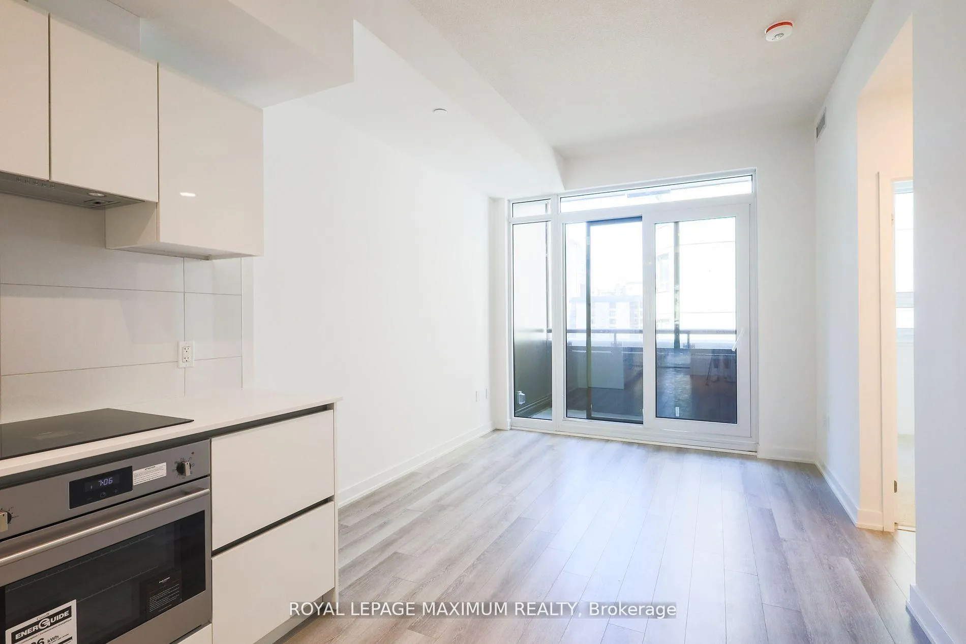 Photo 10 of Unit 720, 234 Simcoe Street, Toronto, Kensington-Chinatown — HOMEH