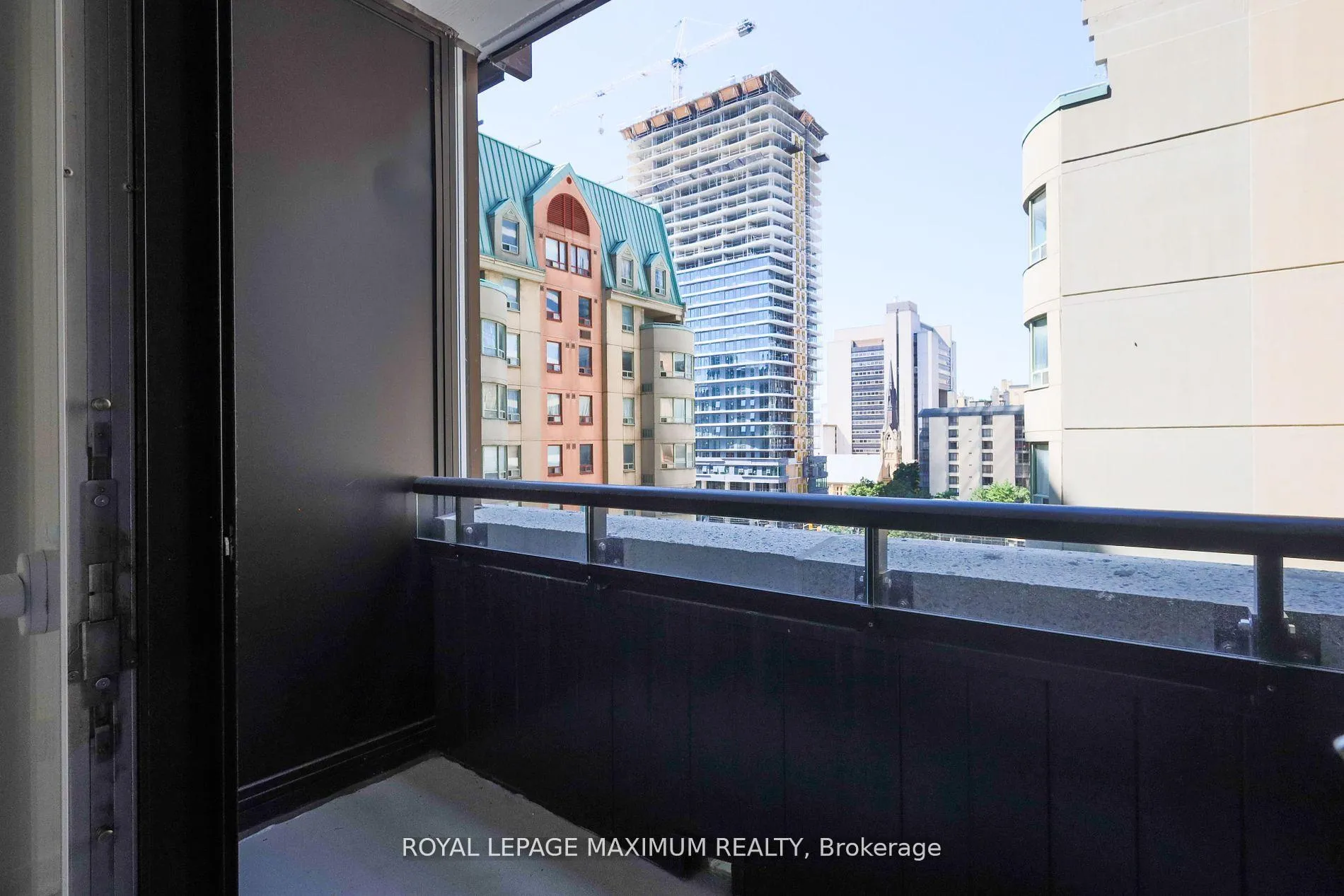 Photo 19 of Unit 720, 234 Simcoe Street, Toronto, Kensington-Chinatown — HOMEH