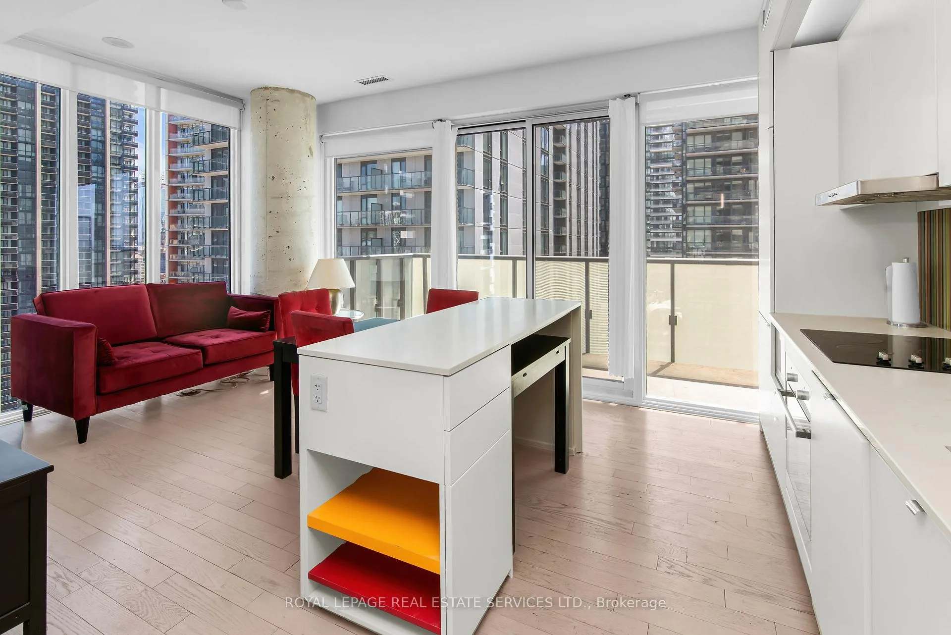 Photo 7 of Unit 2806, 101 Peter Street, Toronto, Waterfront Communities — HOMEH